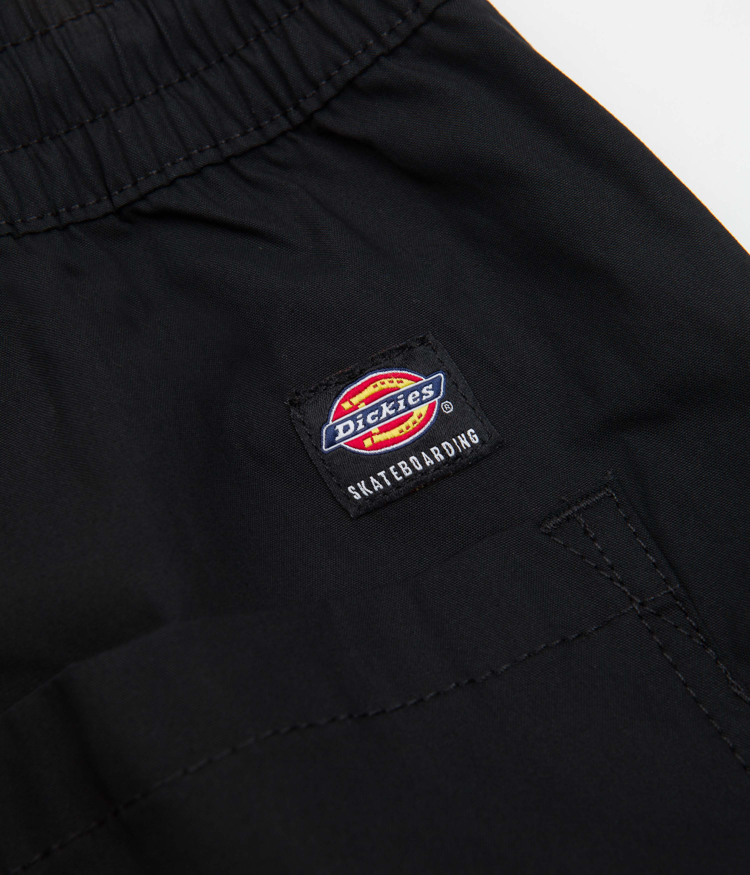 Dickies Grants Pass Black Shorts - A Must-Have for Skate and Street Style
