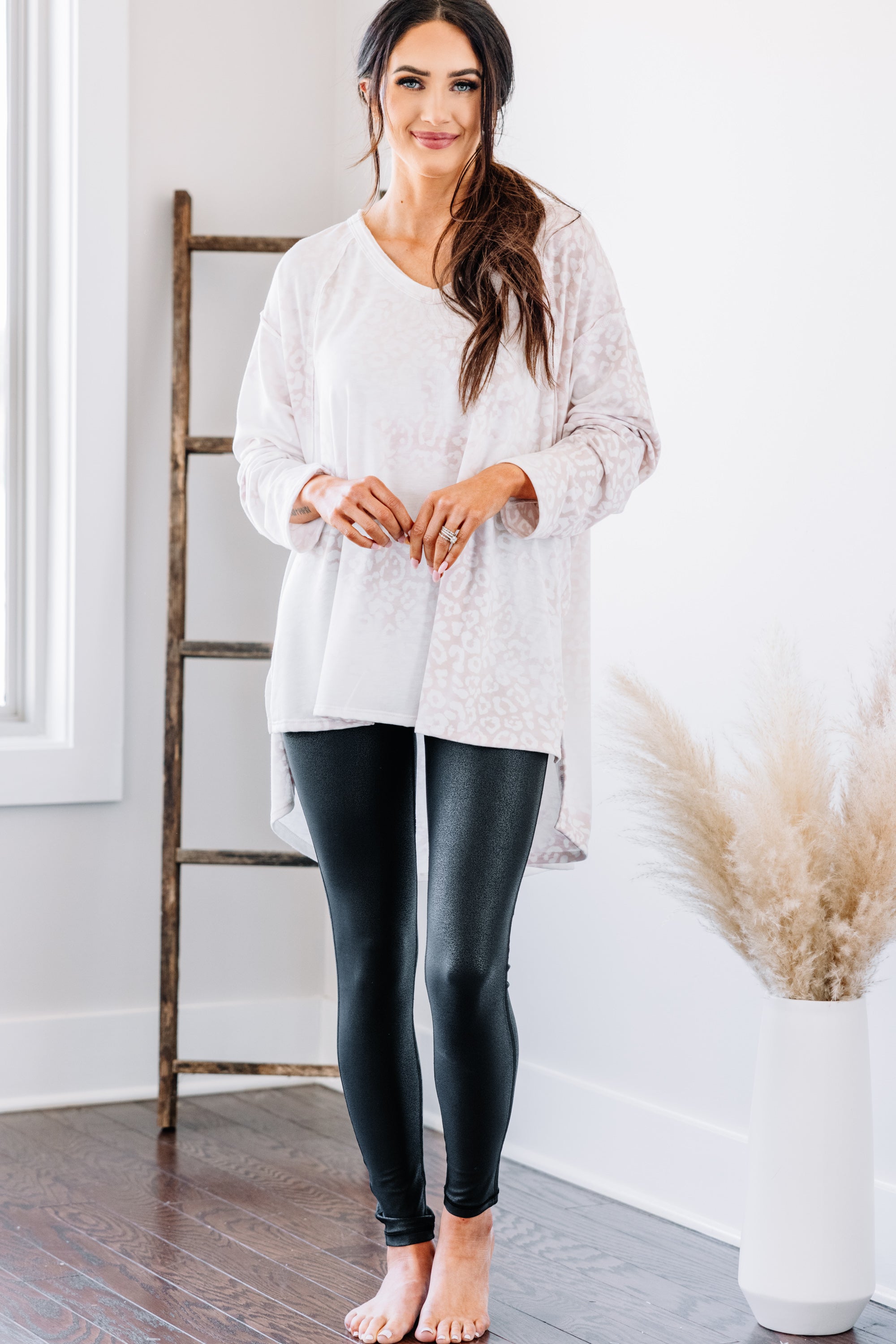Gorgeous Taupe Brown Leopard Print Tunic - A Must-Have!