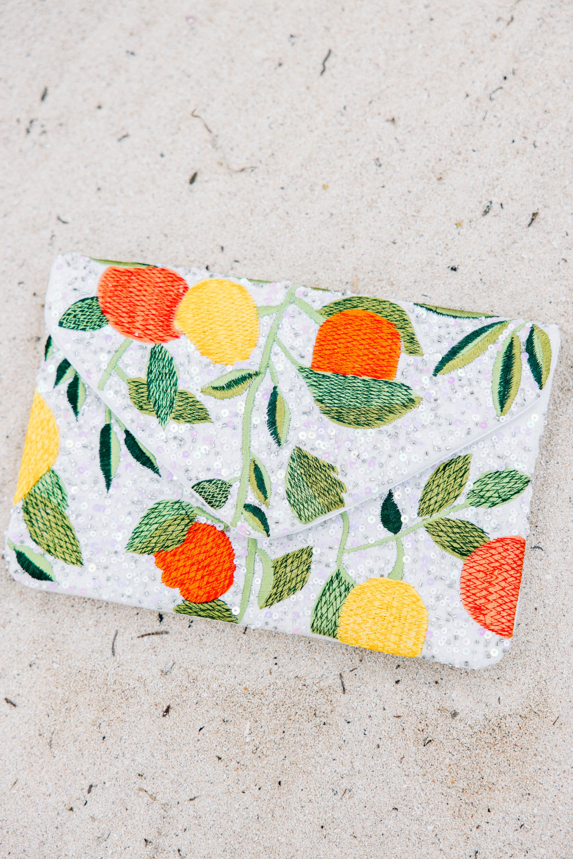 Irresistible Sweet White Citrus Beaded Clutch Purse