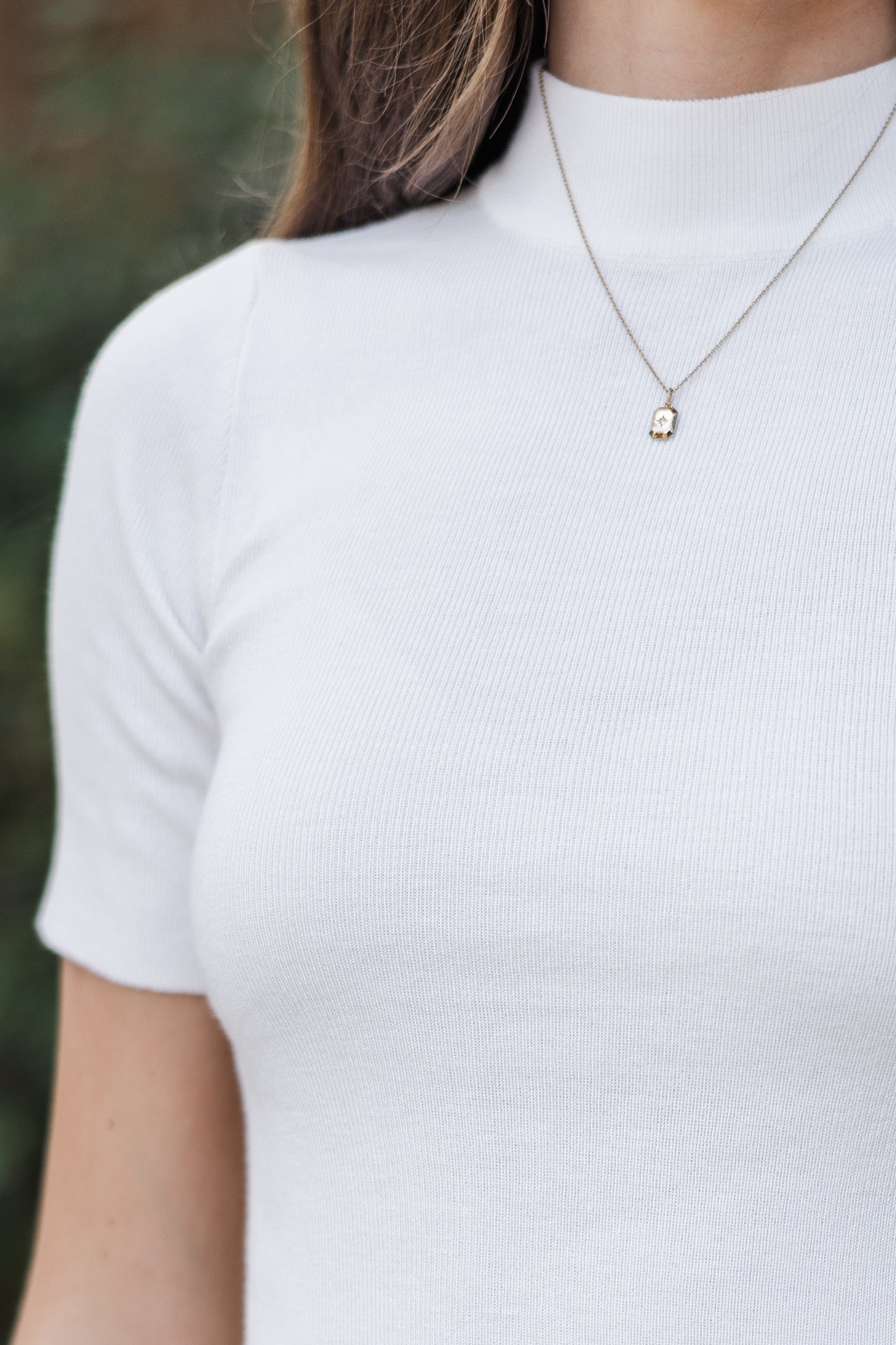 All-In Off-White Short Sleeve Sweater: A Must-Have!