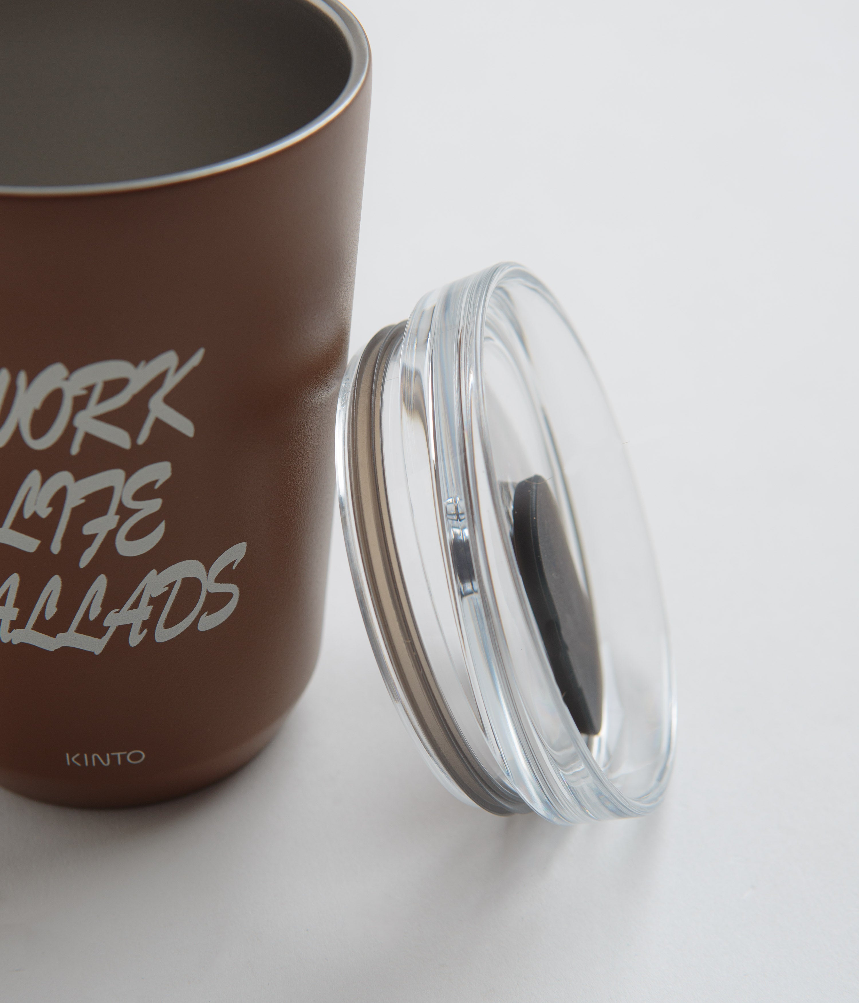 Carhartt x Kinto Work Varsity Tumbler: Stylish Stainless Steel Travel Companion in Deep Hamilton Brown