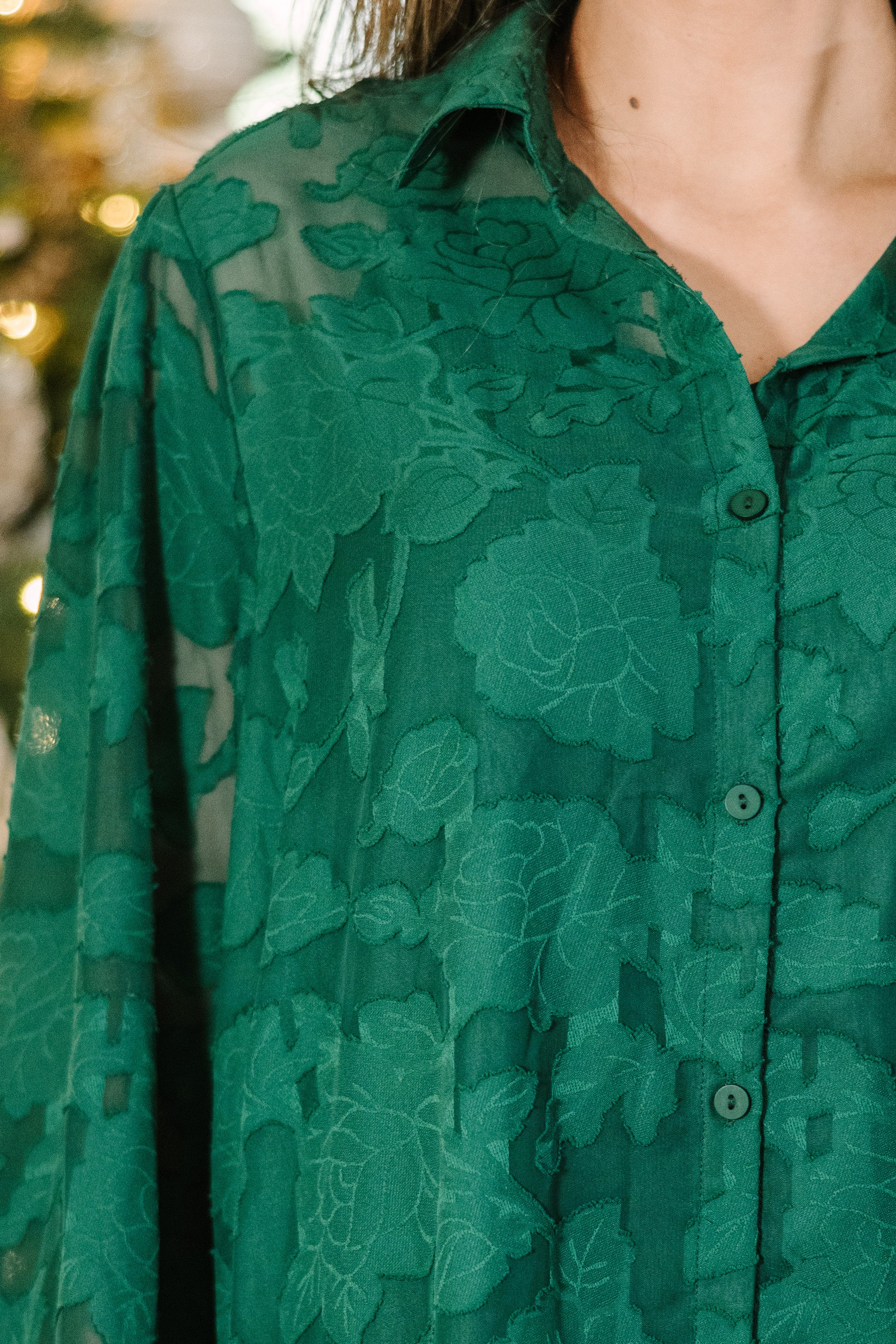 Stunning Emerald Green Textured Dress: All Details Included!