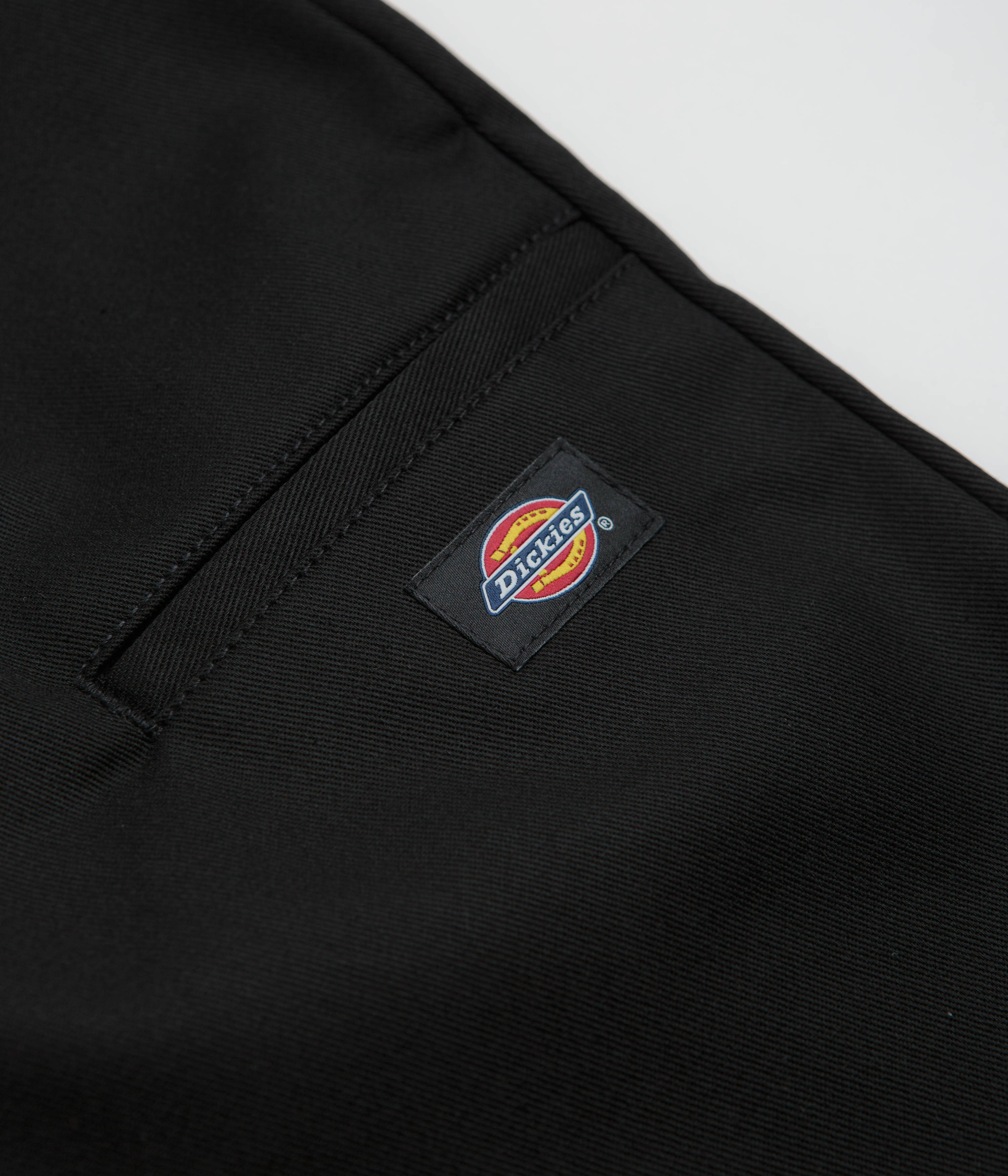 Dickies Stylish 13-Inch Black Multi-Pocket Shorts