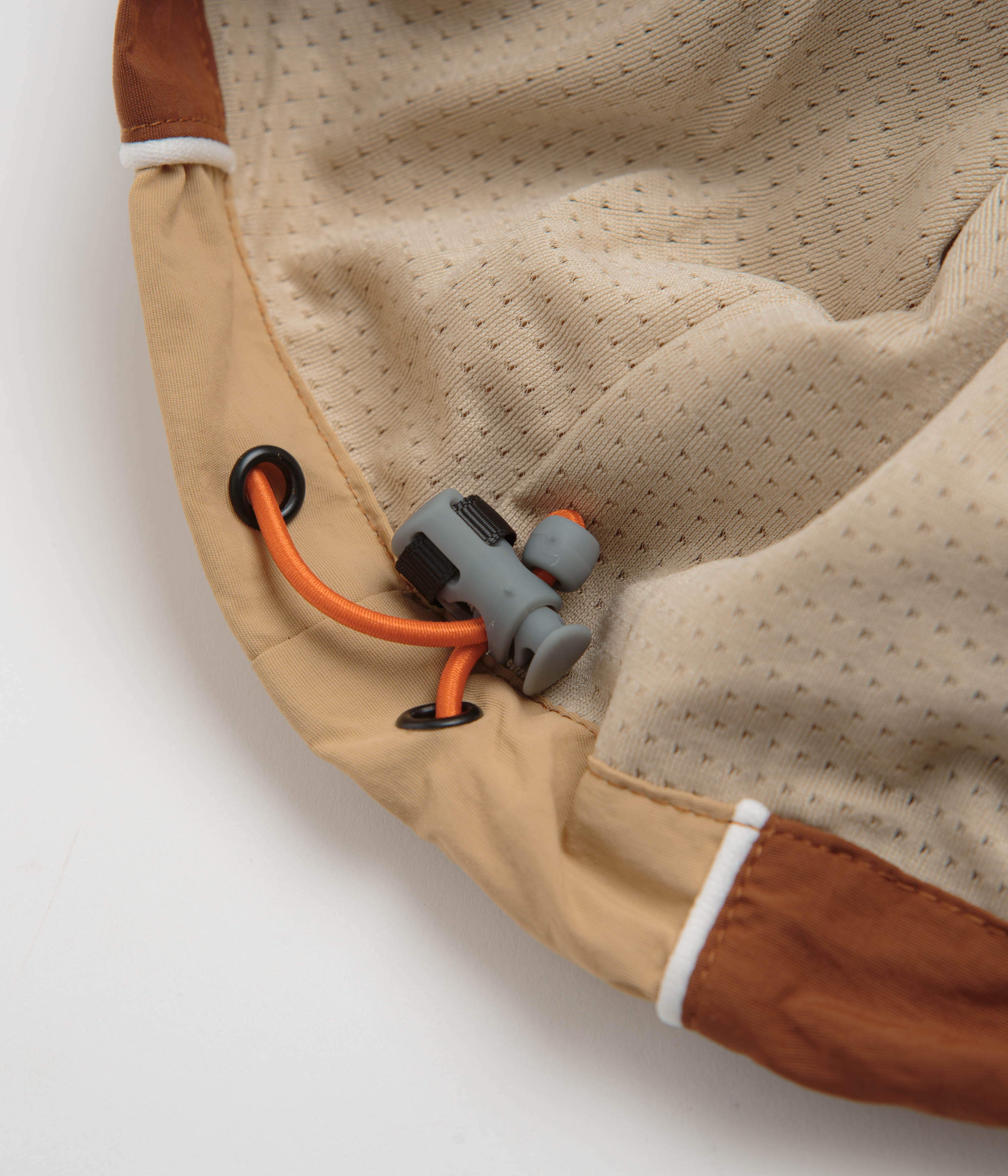 Don't Miss! Butter Goods x Umbro Chocolate/Tan Training Sweatshirt