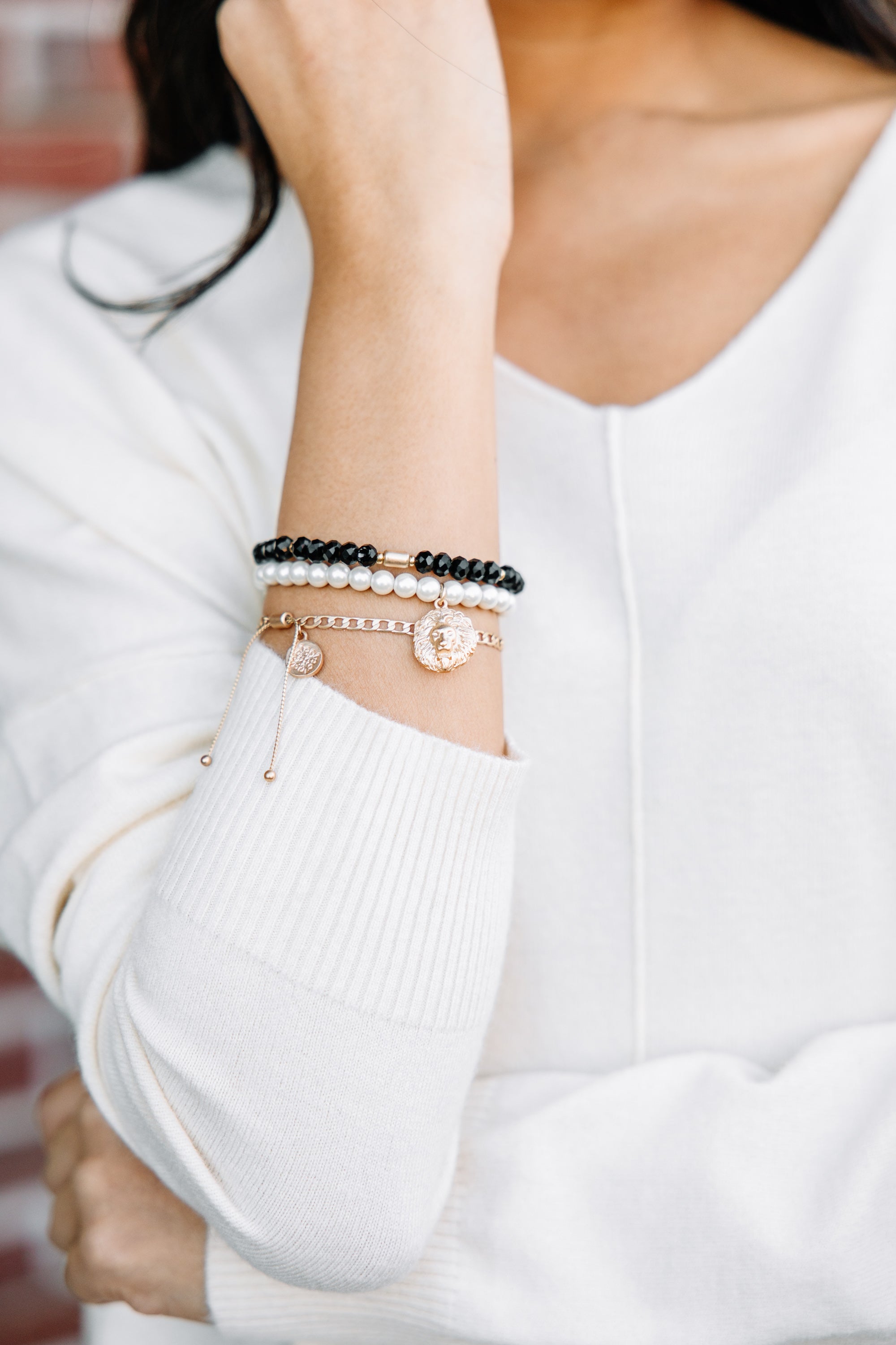 Love-Filled Jet Black Lion Head Pendant Bracelet Set