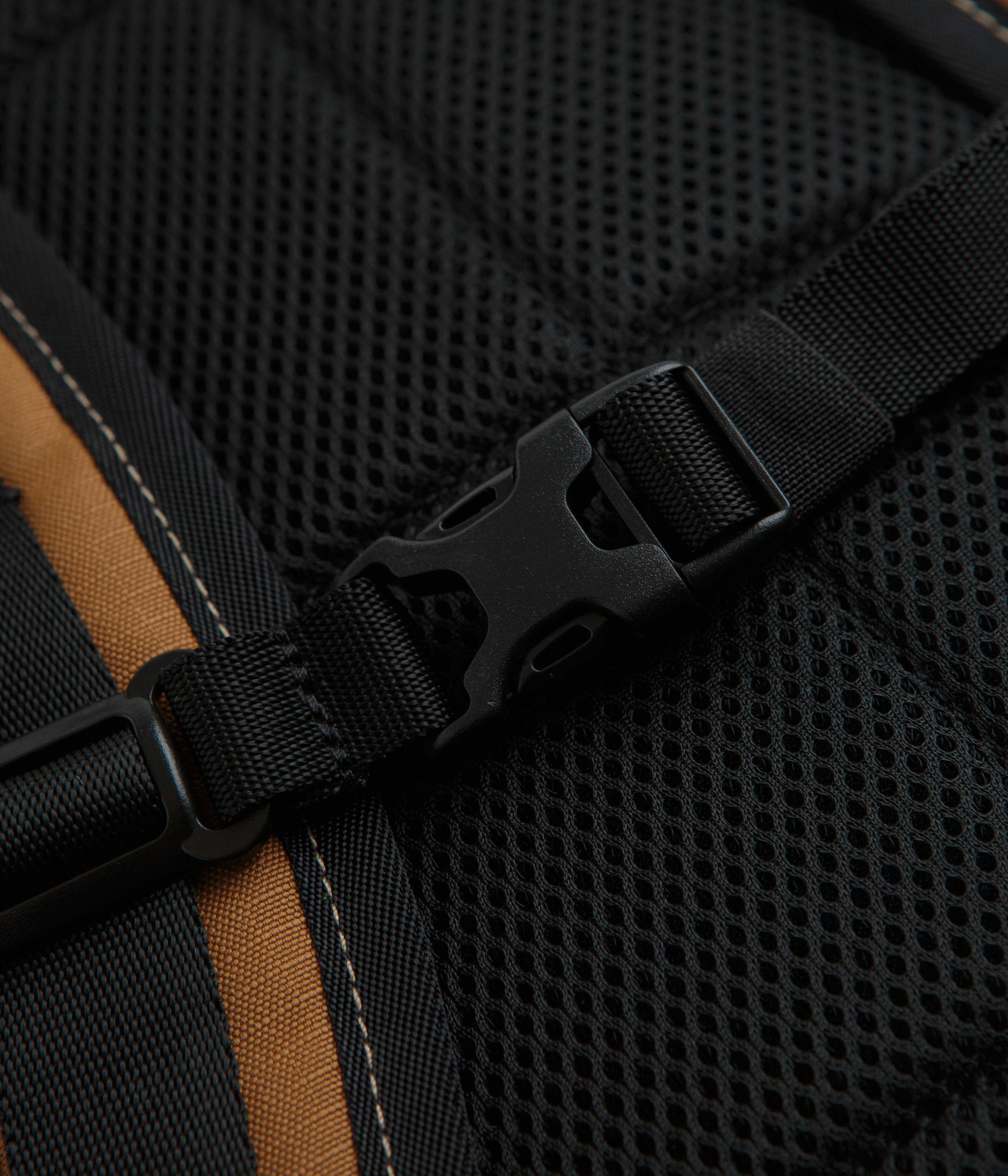Dickies Ashville Brown Duck Backpack - Your Ultimate Travel Companion