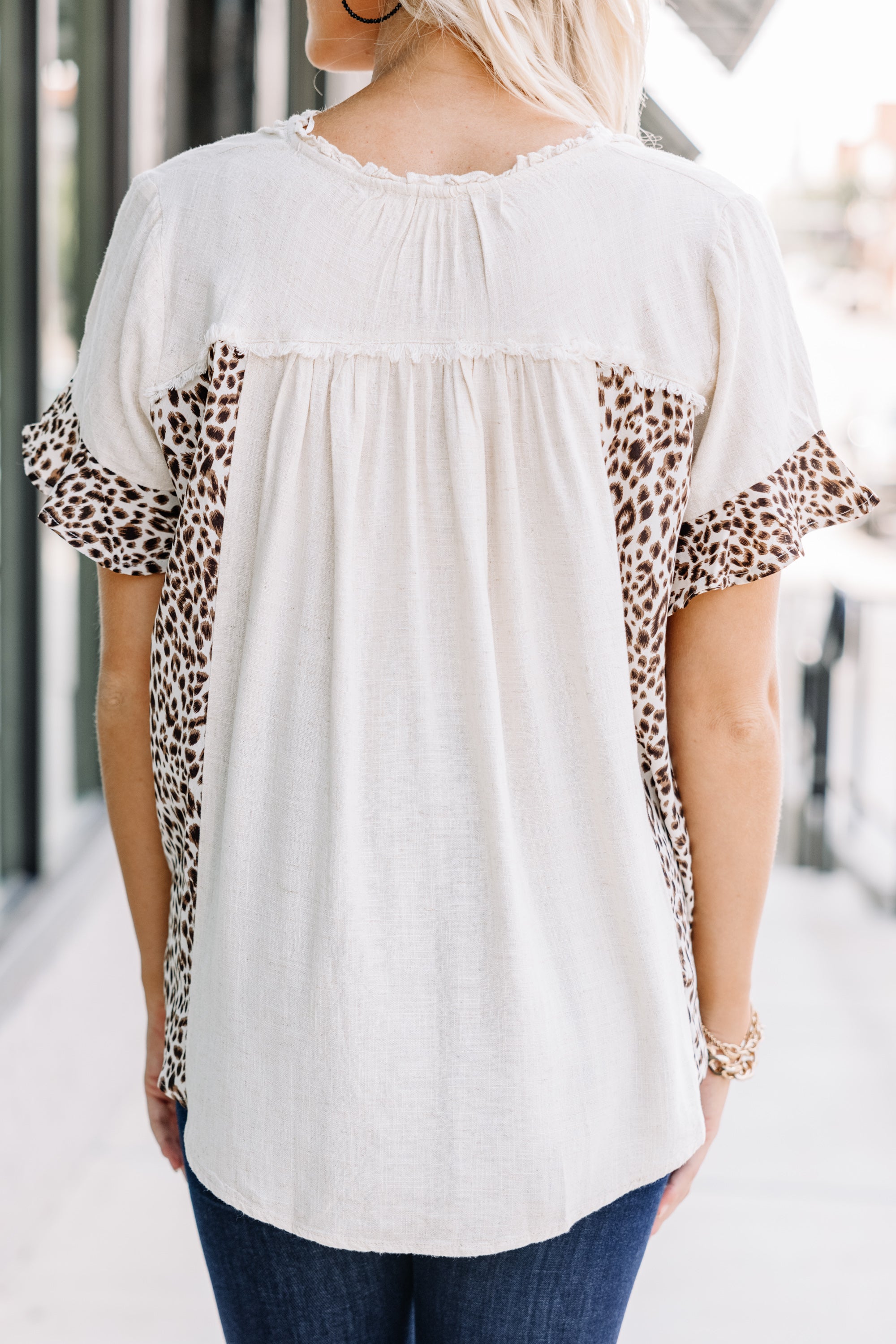 Can't Miss! Oatmeal Brown Leopard Fall Top