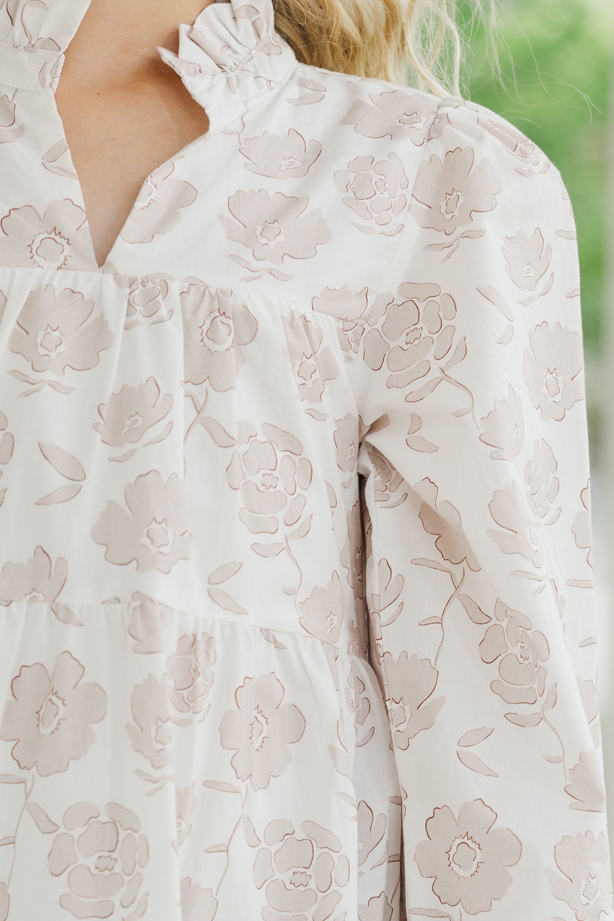 Girls' Off-White Floral Babydoll Dress: A Must-Have!