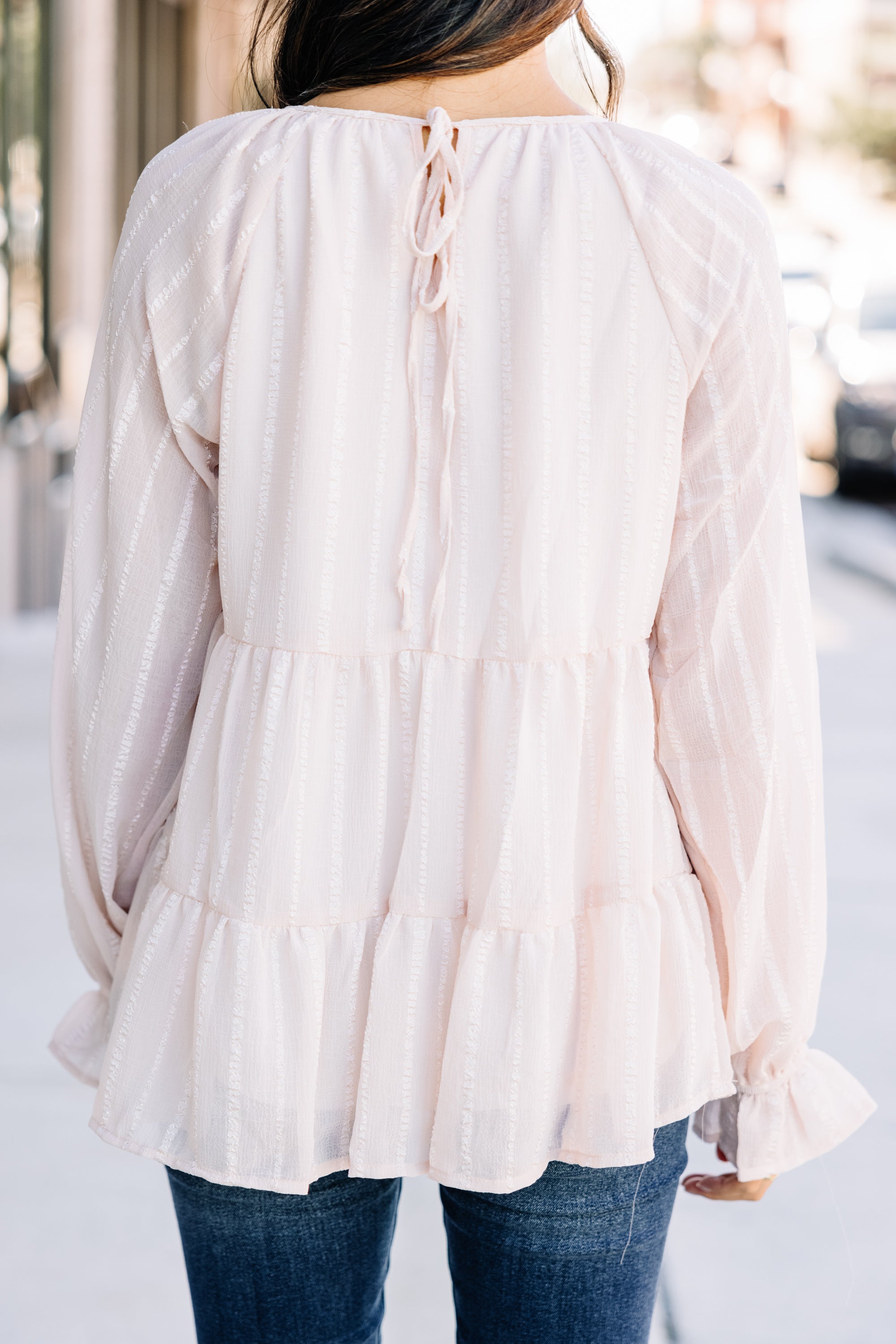 Elegant Cream White Tiered Feeling Prepared Top
