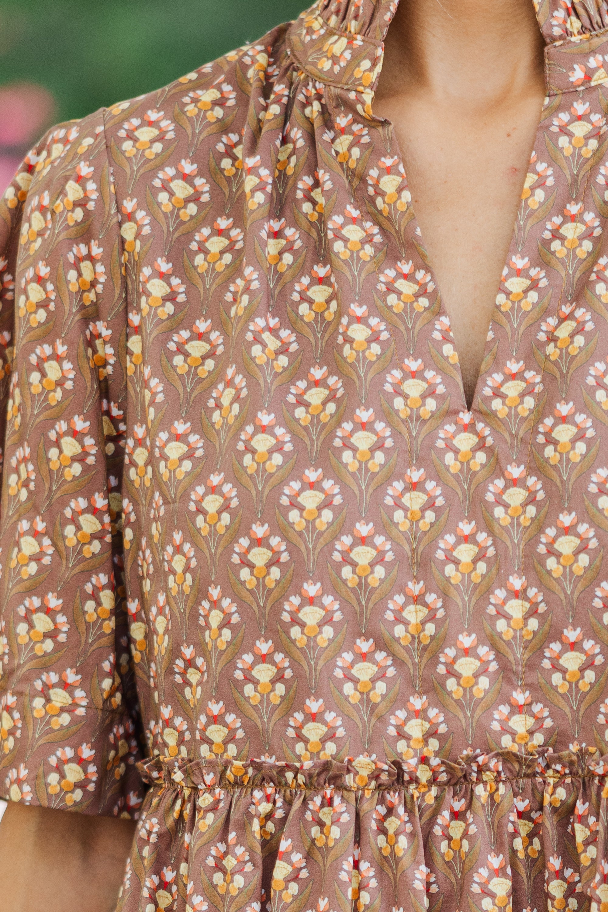 Gorgeous Brown Medallion Dress for Your Best Look