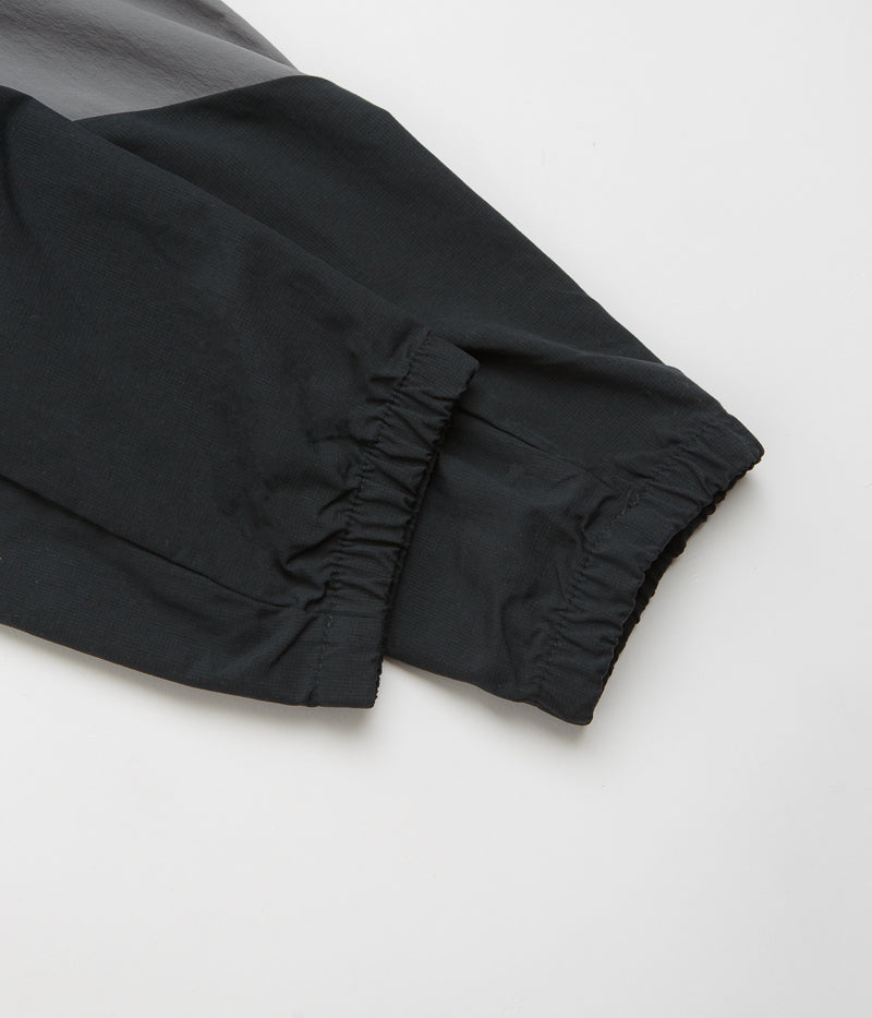 Columbia Tech Nylon Pants - Stylish City Grey & Black