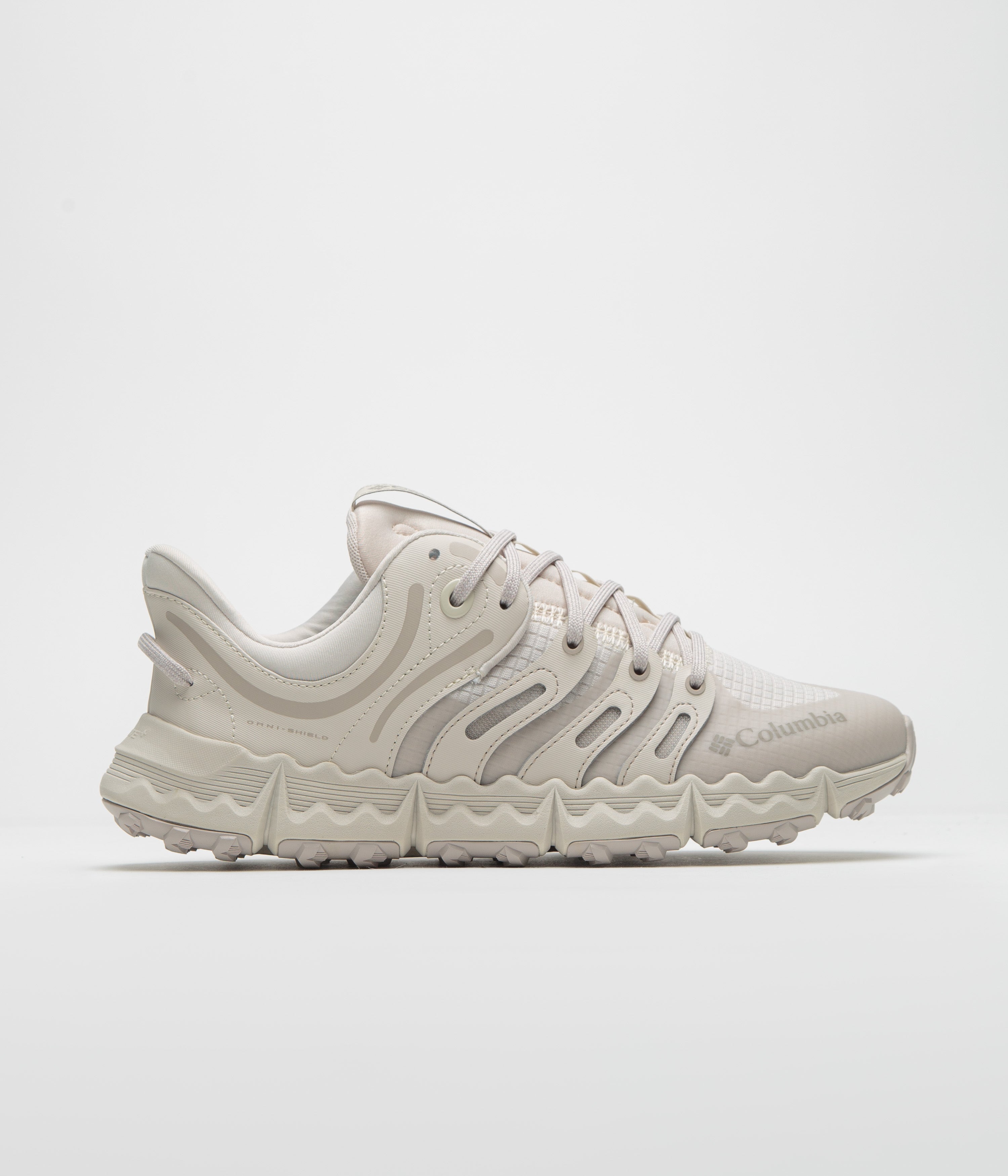 Columbia Voyager FLX PCT Shoes - Cloud Grey / Soft Taupe: Your All - Terrain Adventure Companion