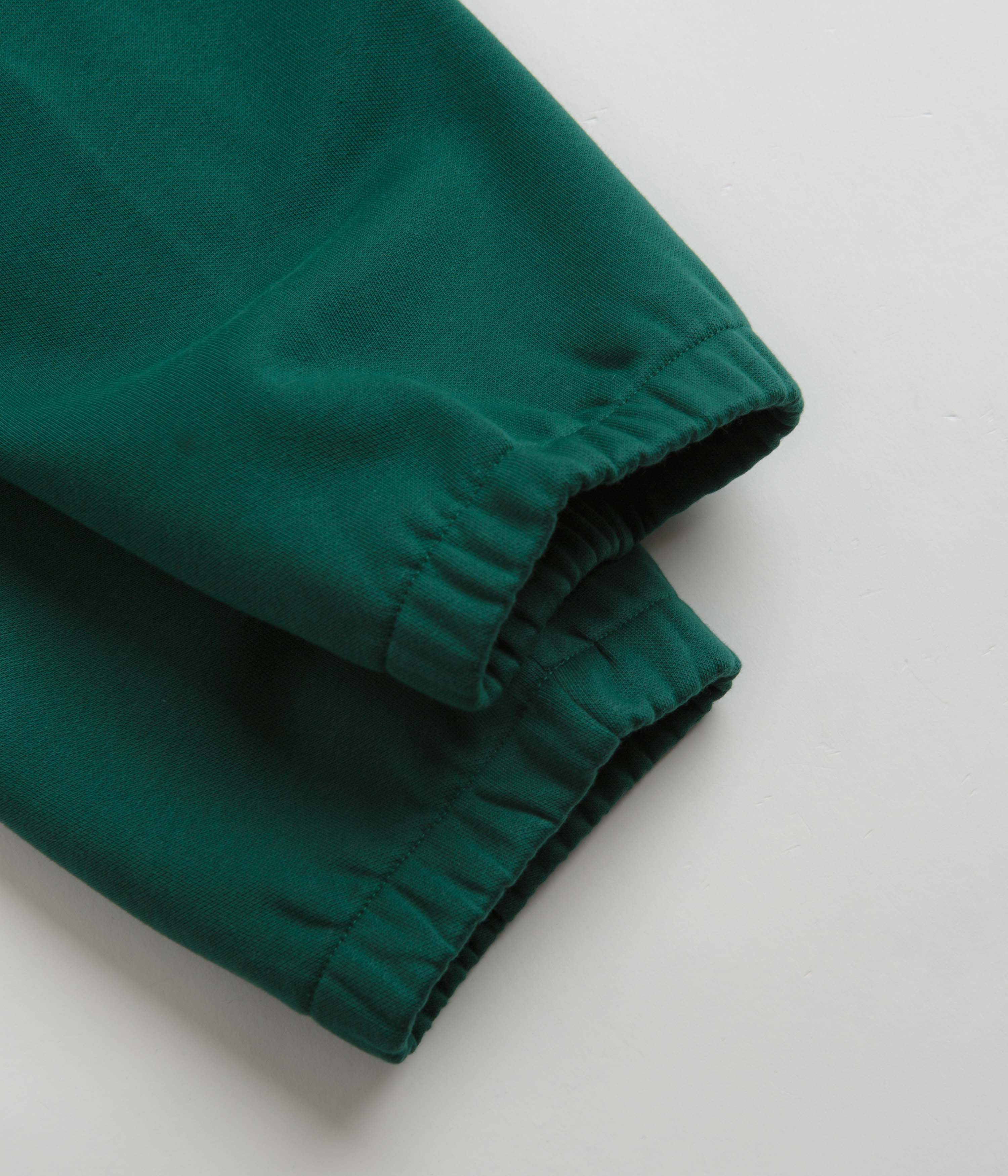 Carhartt Chase Sweatpants - Chervil / Gold: A Must-Have Style!