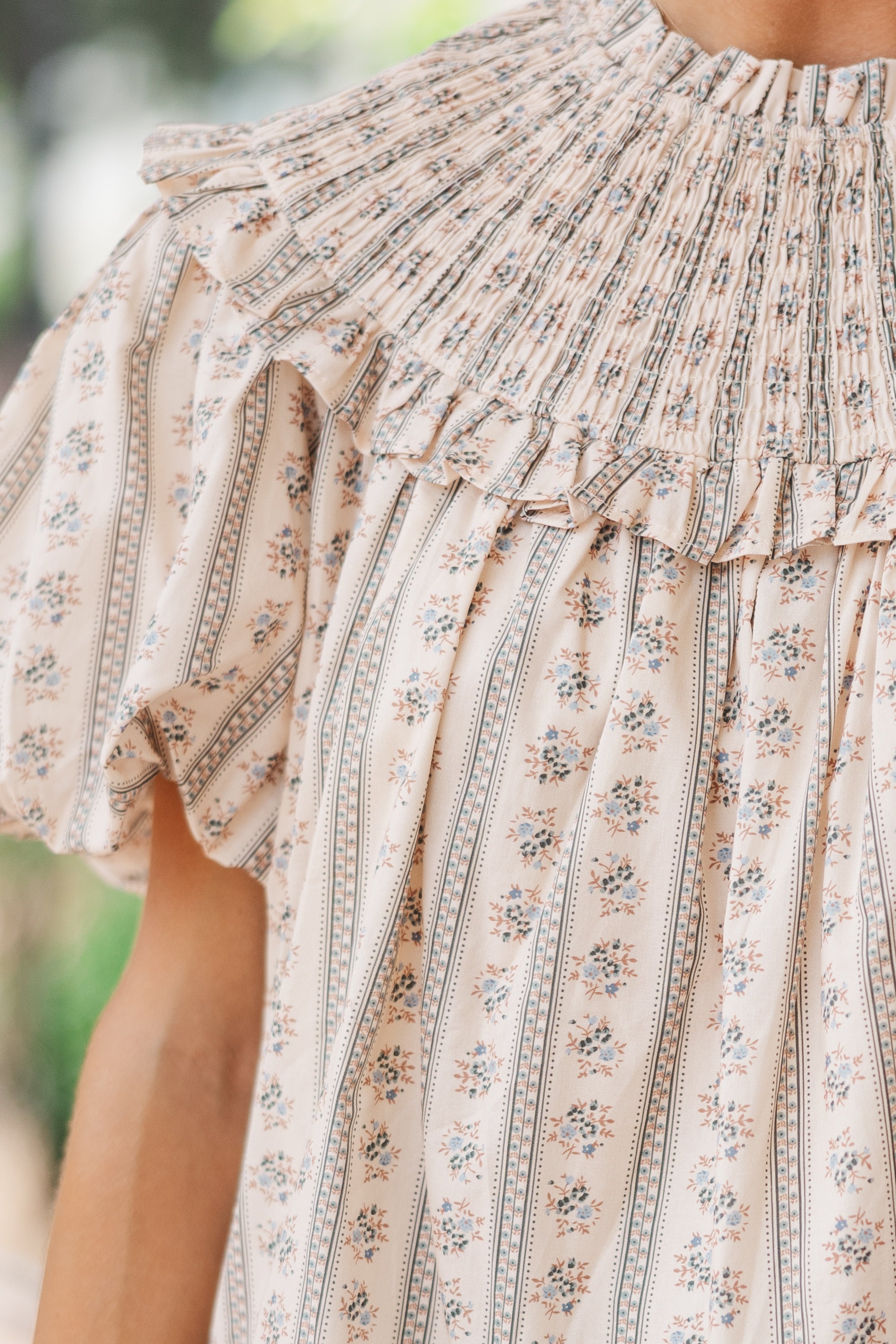 Aureum: Unforgettable Ivory Ditsy Floral Babydoll Blouse