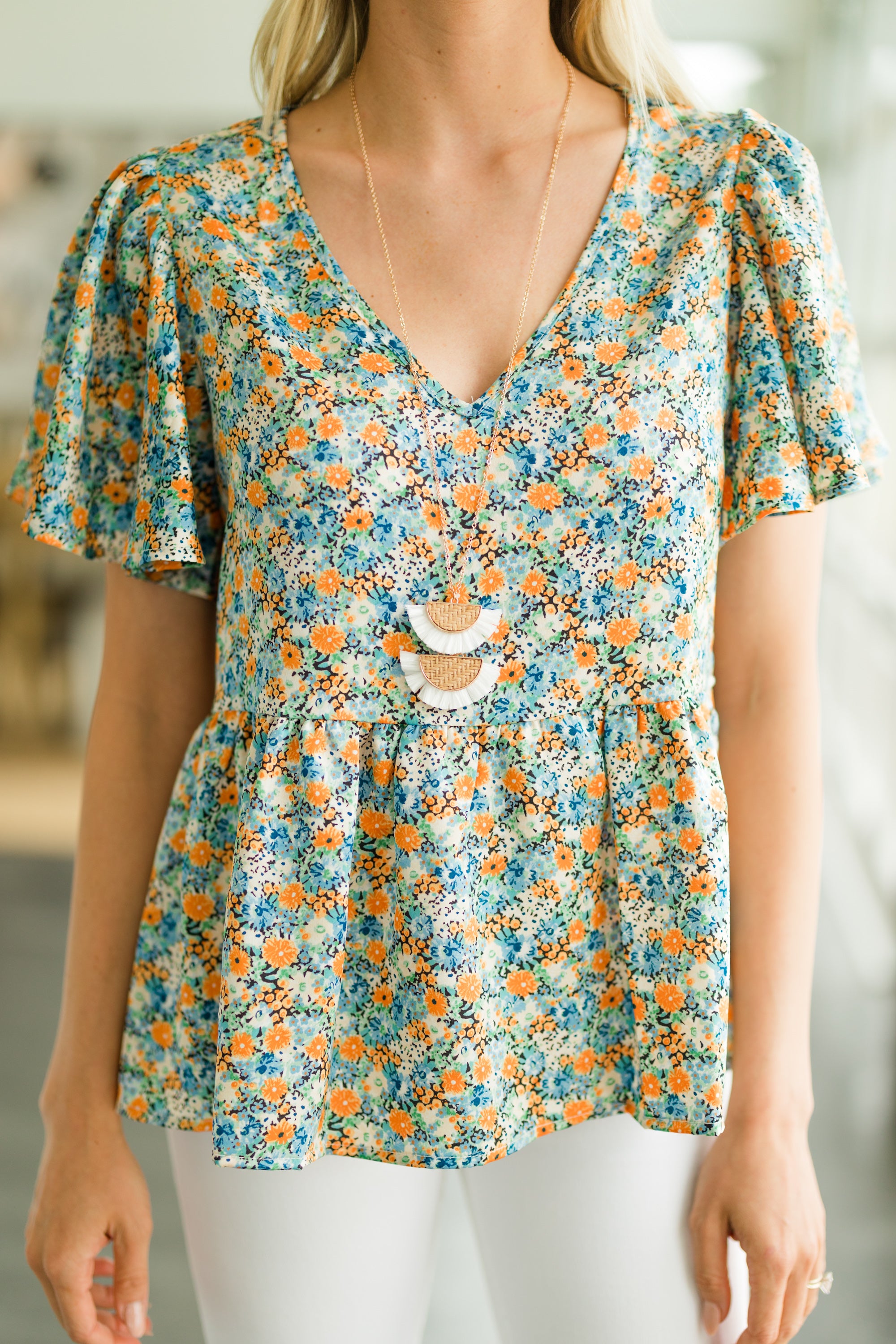 Gorgeous Orange Ditsy Floral Top for a Perfect Summer Look