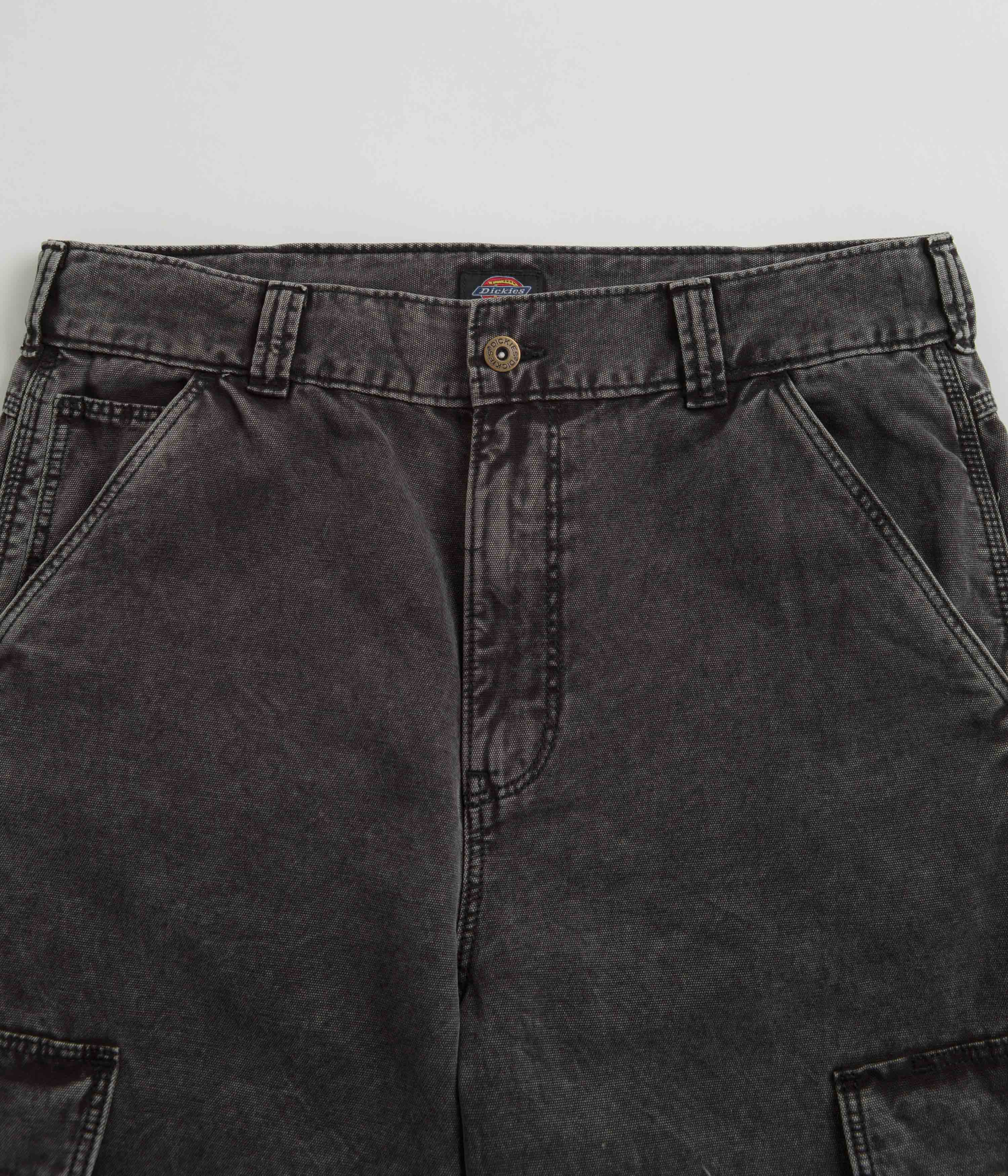 Dickies Newington Black Pants - A Timeless Streetwear Essential