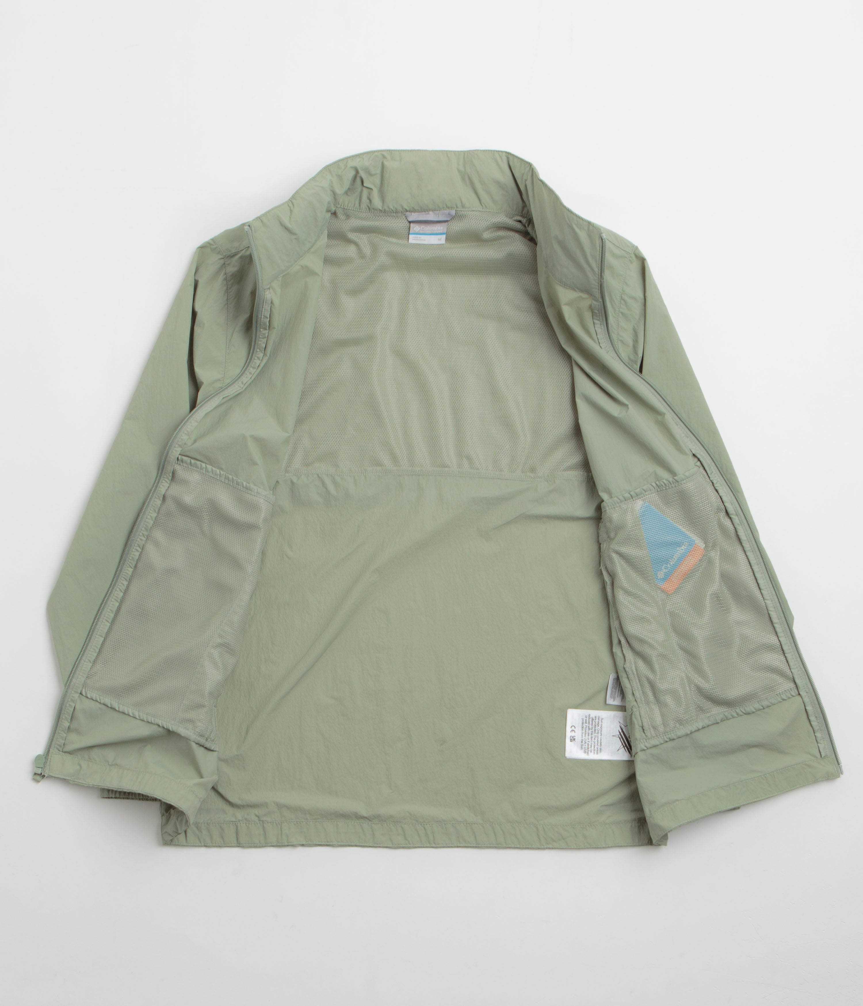 Columbia Loop Basin Safari Windbreaker Jacket - A Must-Have!