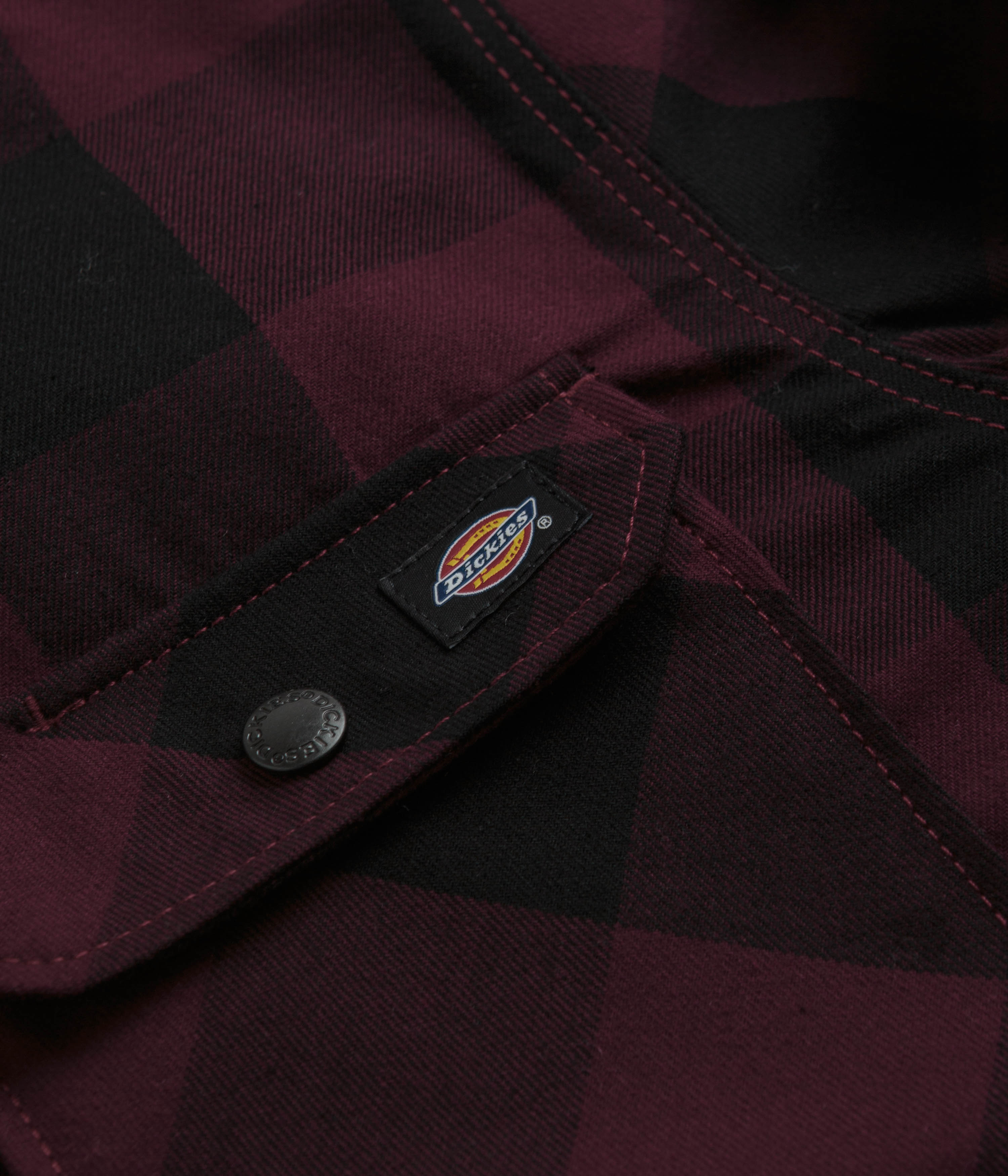 Dickies Maroon Sherpa Lined Sacramento Shirt - A Stylish and Comfortable Workwear Essential