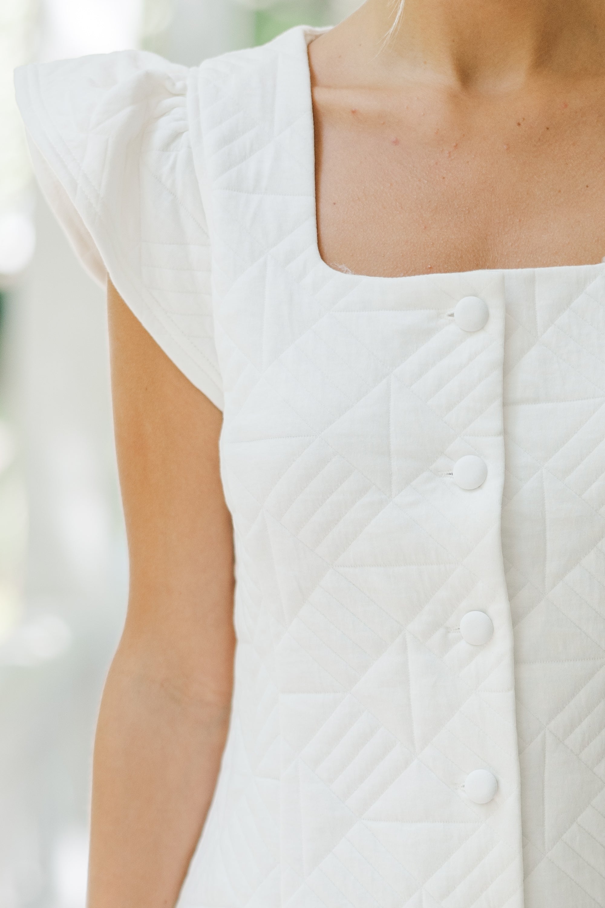 Enchanting Off - White Shift Dress for Special Occasions