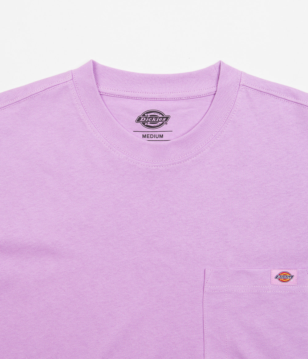 Dickies Porterdale Purple Rose T-Shirt - A Fashionable Must-Have!