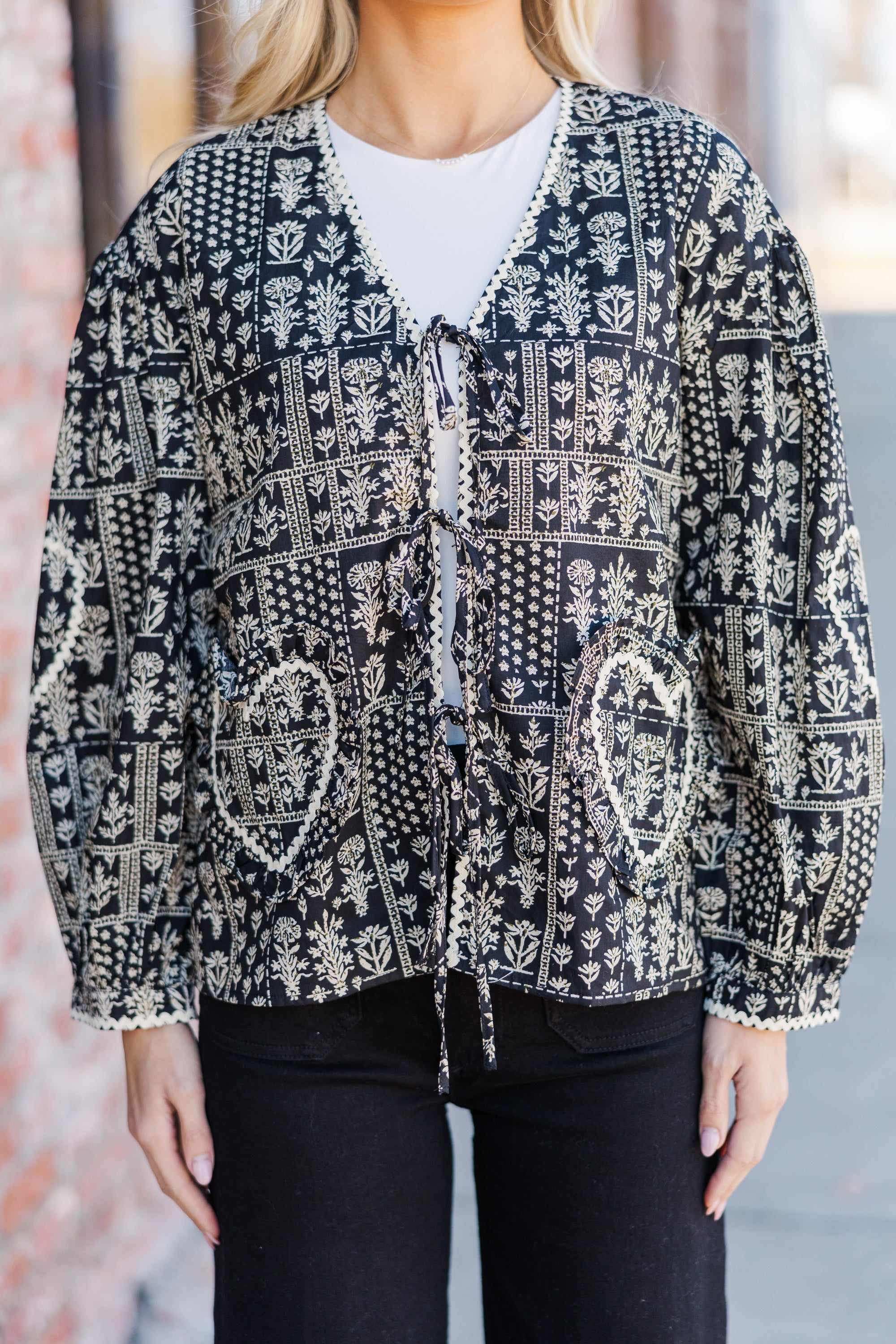 Gorgeous Black Floral Tied Front Jacket for Unforgettable Style