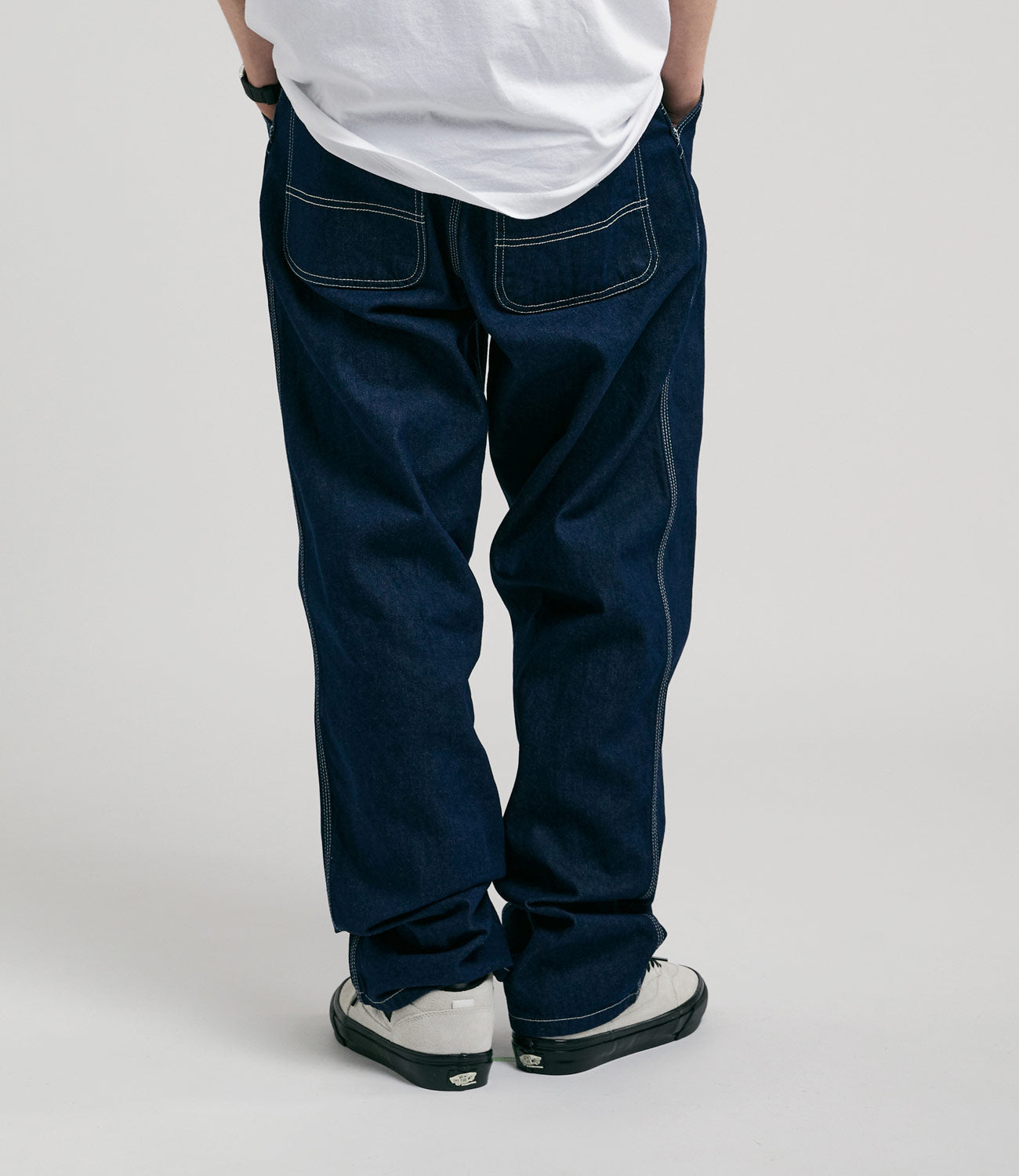 Carhartt Blue Wash Simple Denim Pants - A Timeless Style!