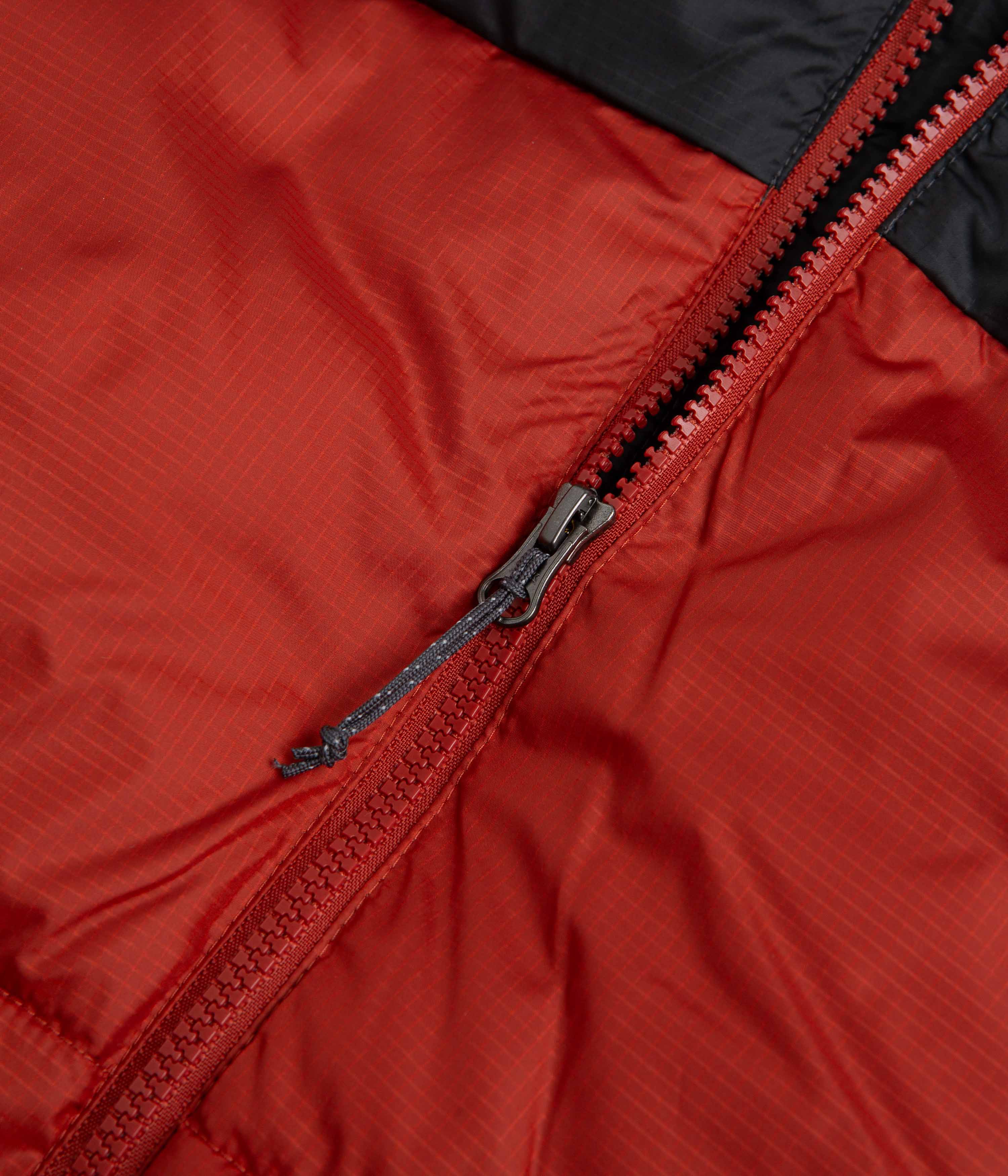 Columbia Puffect Hooded Jacket - Striking Warp Red / Shark