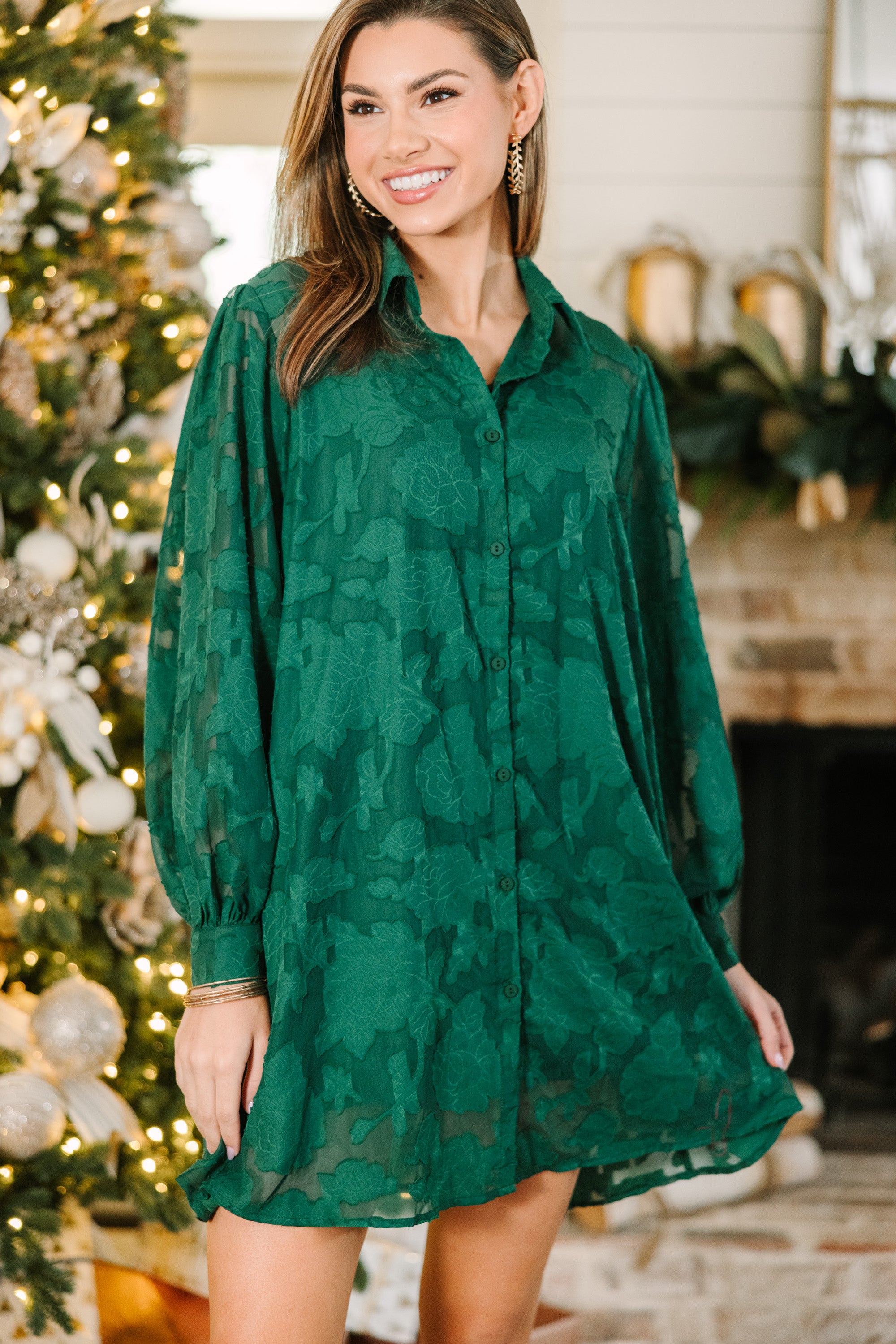 Stunning Emerald Green Textured Dress: All Details Included!