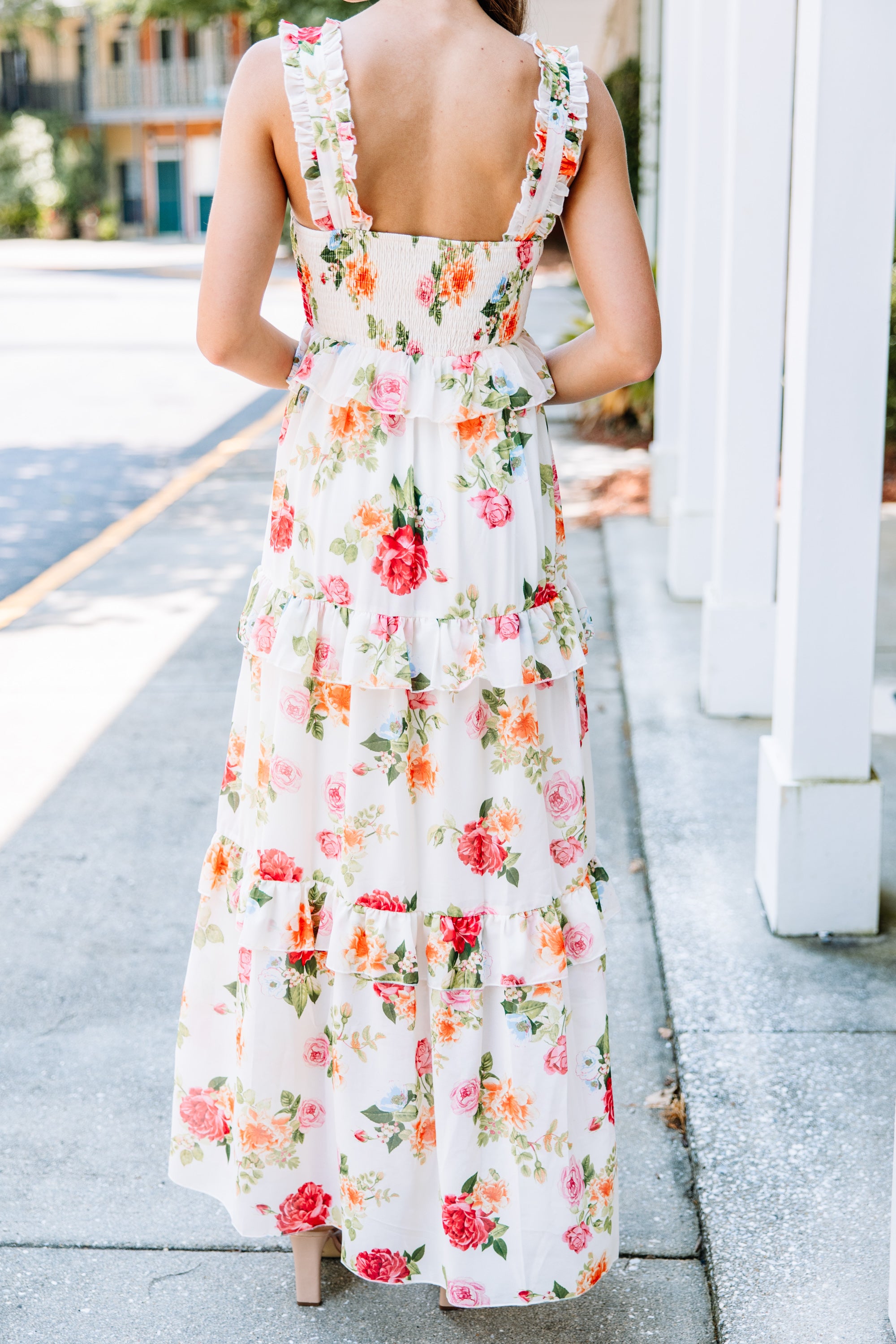 Enchanting Ivory White Floral Maxi Dress for Spring Bliss