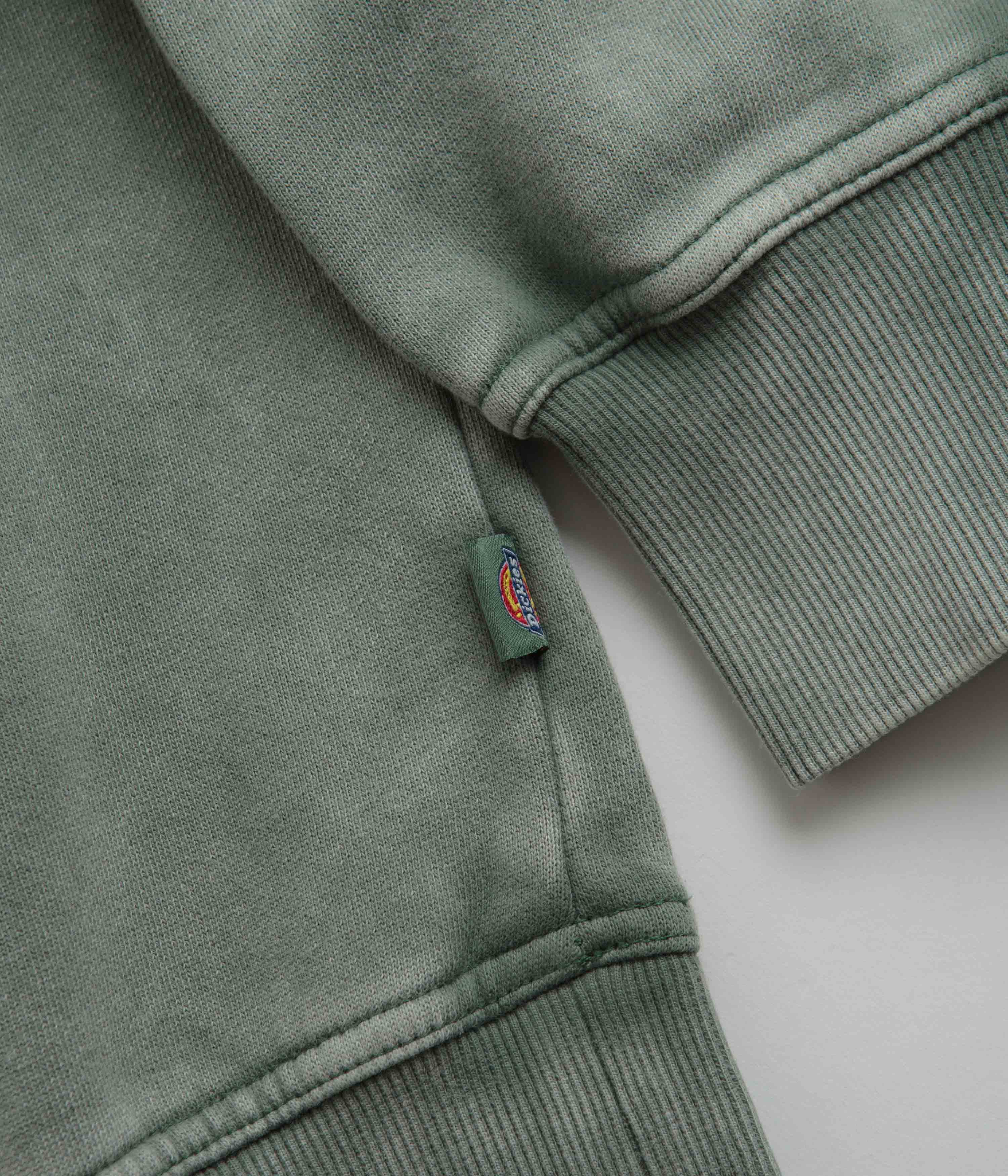 Dickies Newington Hoodie - Dark Forest: A Timeless Green Gem