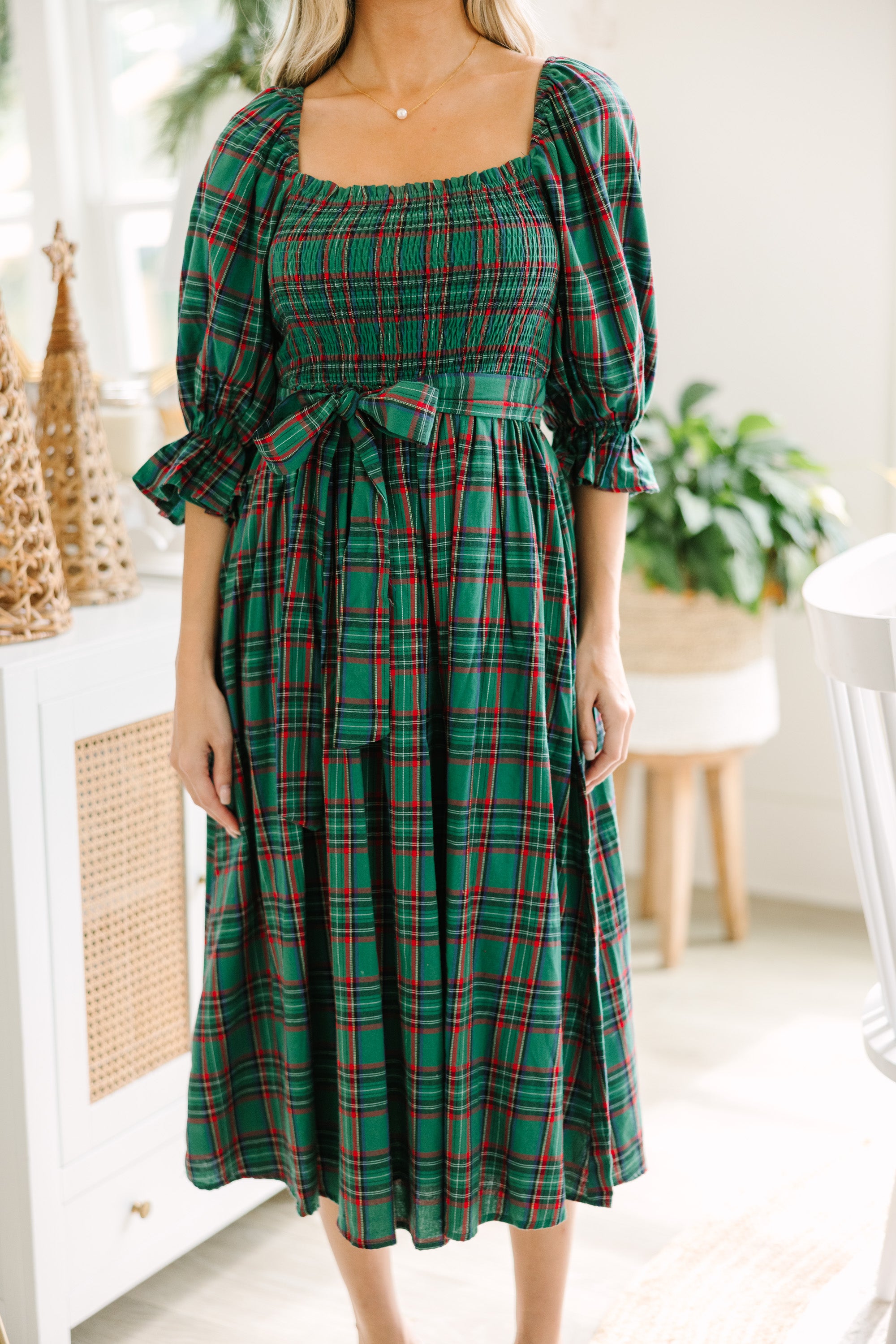 Enchanting Green Tartan Plaid Midi Dress for the Holidays