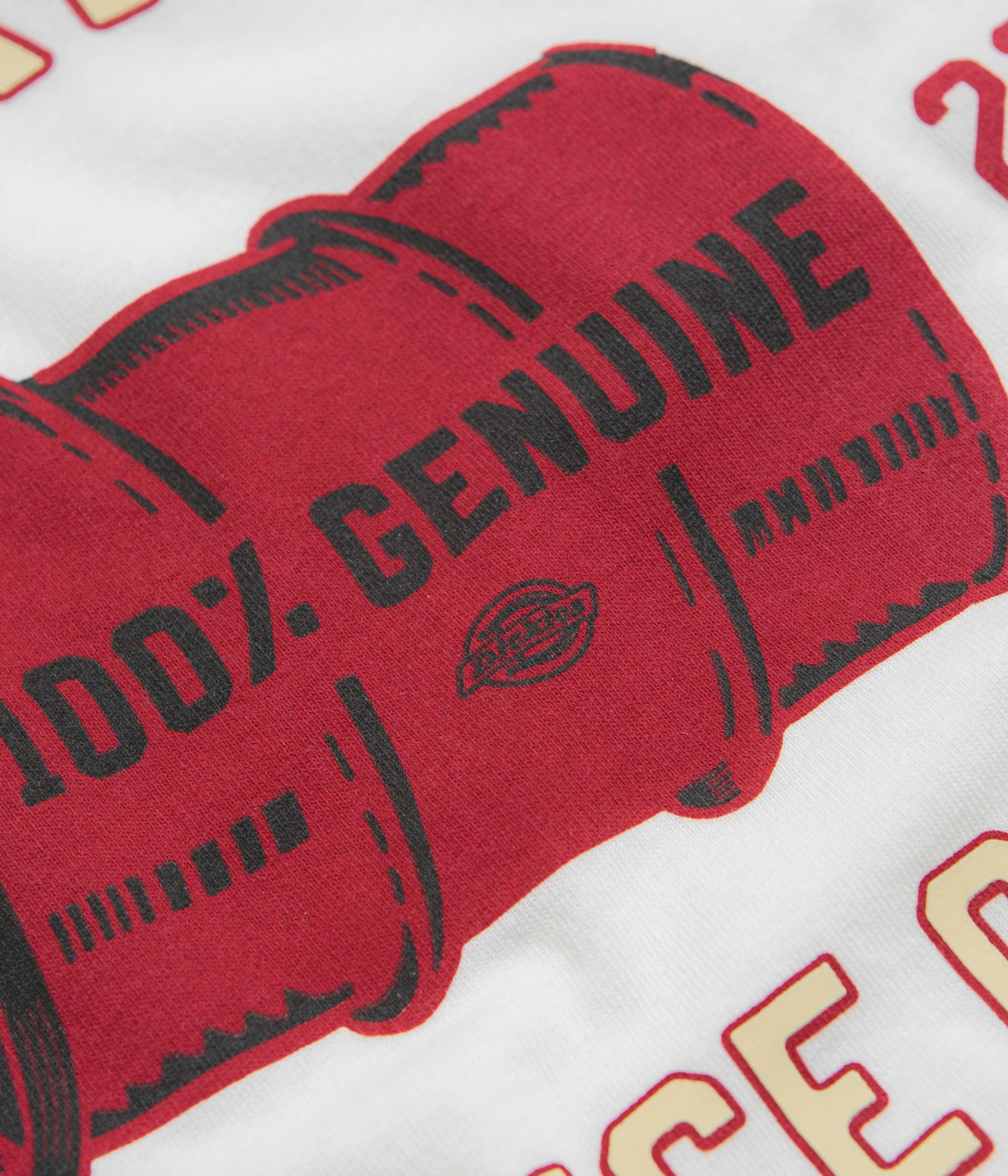 Dickies White Service Crew T-Shirt - A Must-Have!