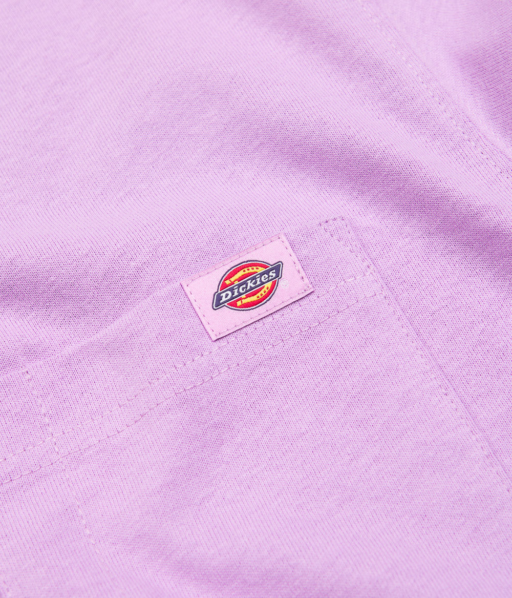 Dickies Porterdale Purple Rose T-Shirt - A Fashionable Must-Have!