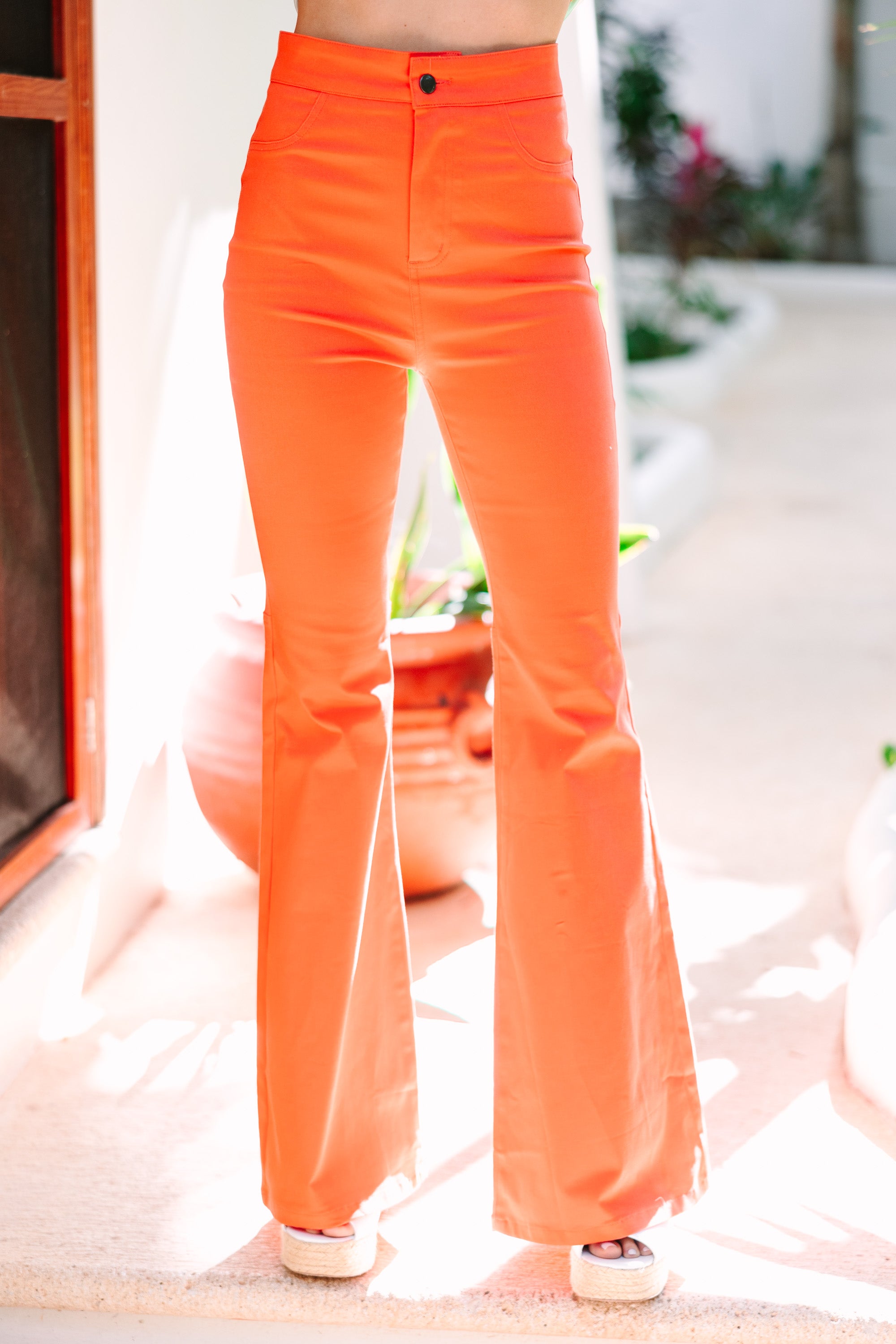 Stunning Orange Flare Jeans: Feel Special!