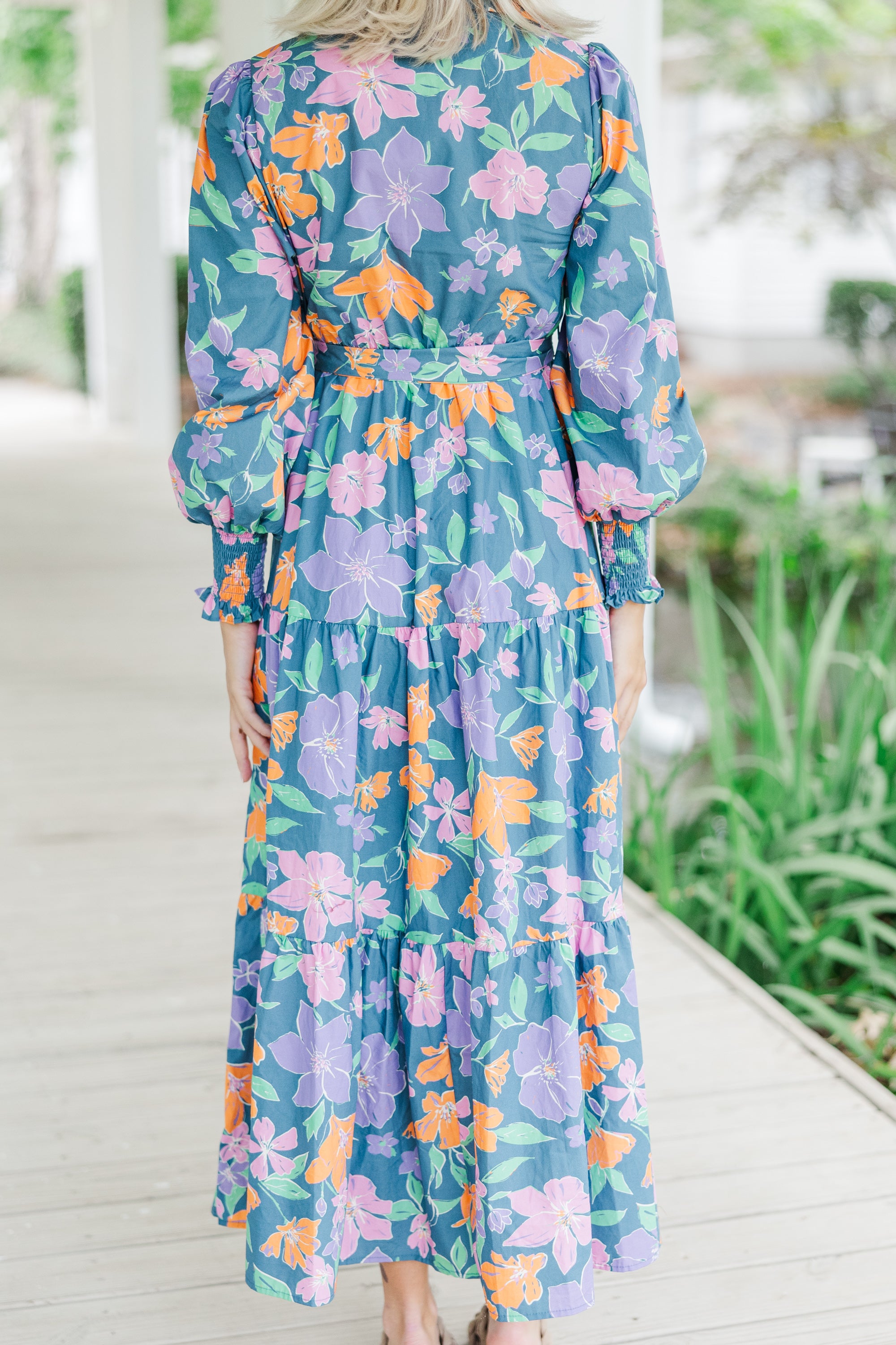 Enchanting Blue Floral Maxi Dress - Back in Style!
