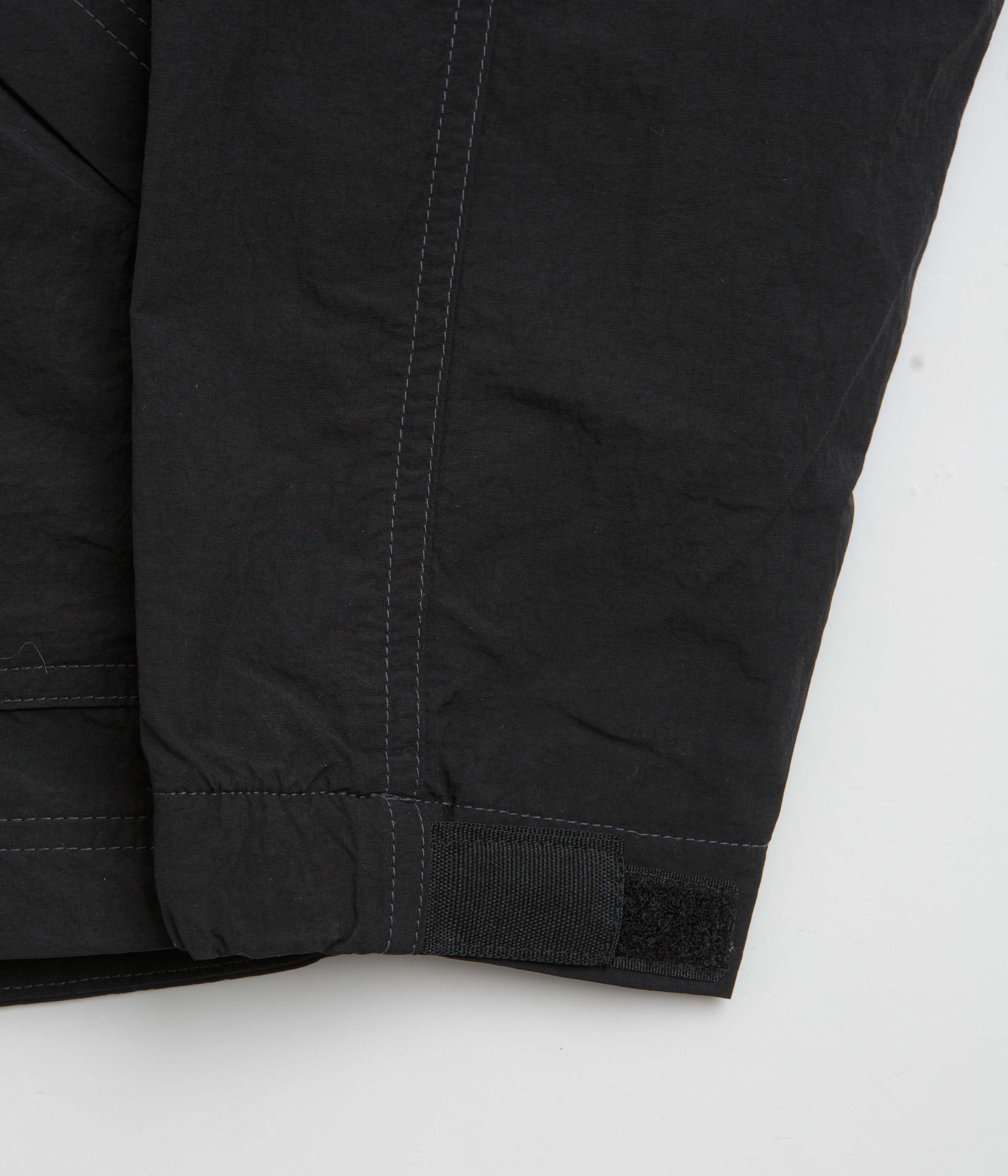 Dickies Jackson Black Jacket - An Expressive Explorer's Dream
