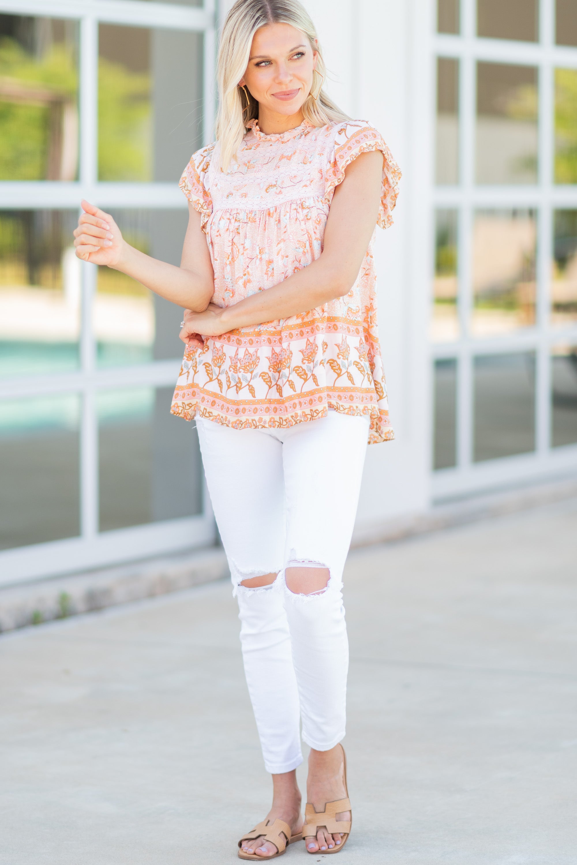 Gorgeous All-In-A-Day Salmon Pink Floral Tank - A Must-Have!