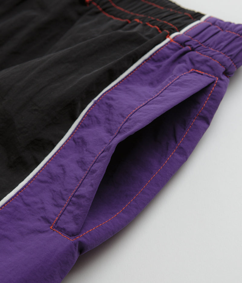 Butter Goods Black Warped Board Shorts - A Fashion Statement!