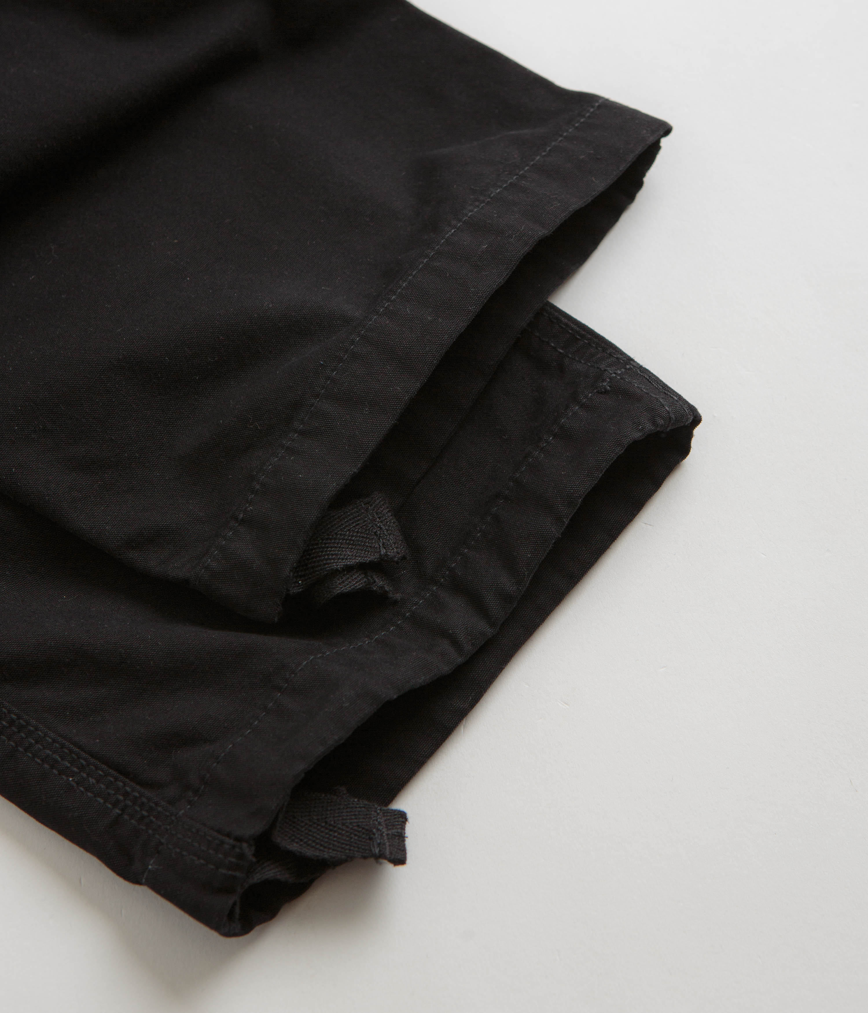 Dickies Johnson Black Cargo Pants - A Must - Have for Style and Function