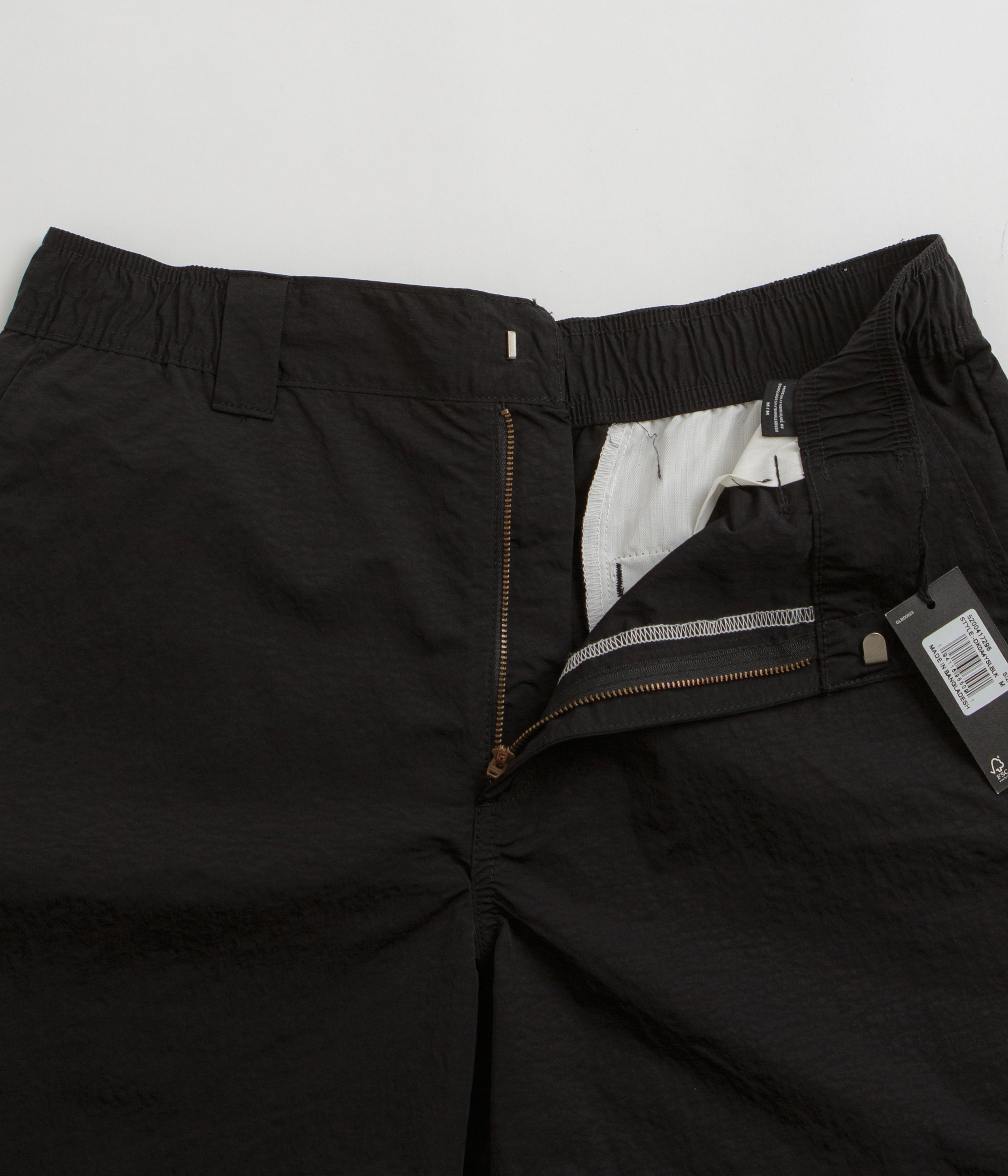 Dickies Fincastle Black Shorts - A Must-Have for Style Enthusiasts