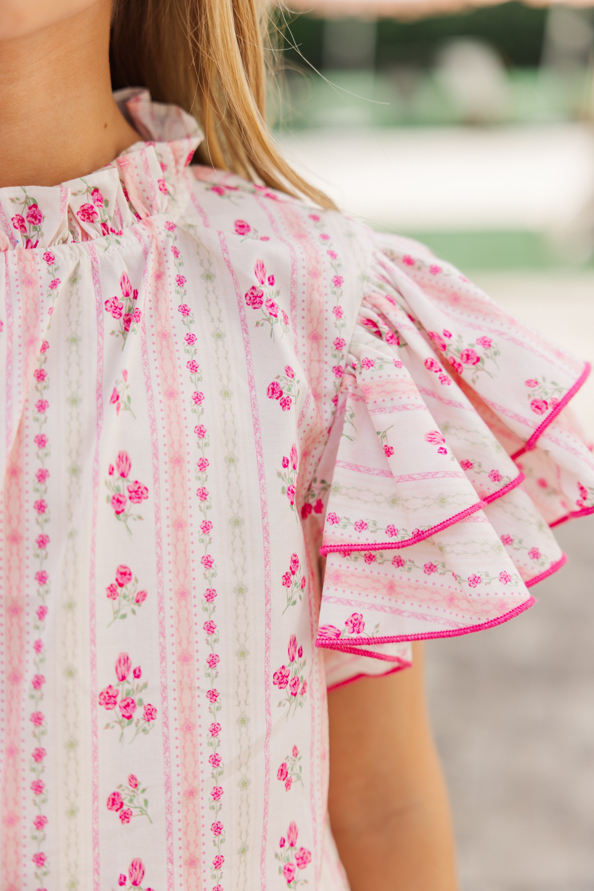Adorable Pink Ditsy Floral Blouse for Girls - A Springtime Must-Have!
