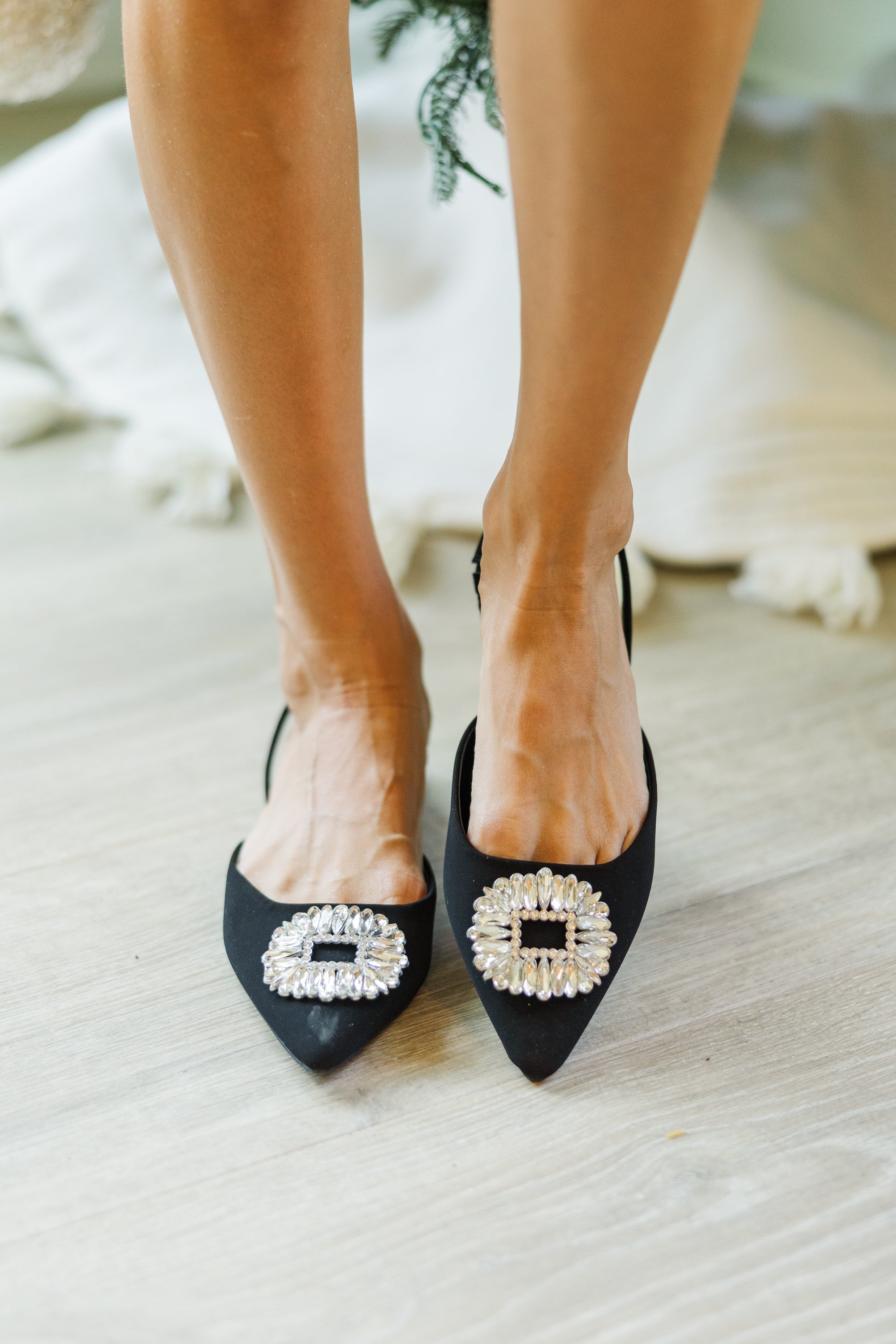 Glam Up as a Star with Black Flats