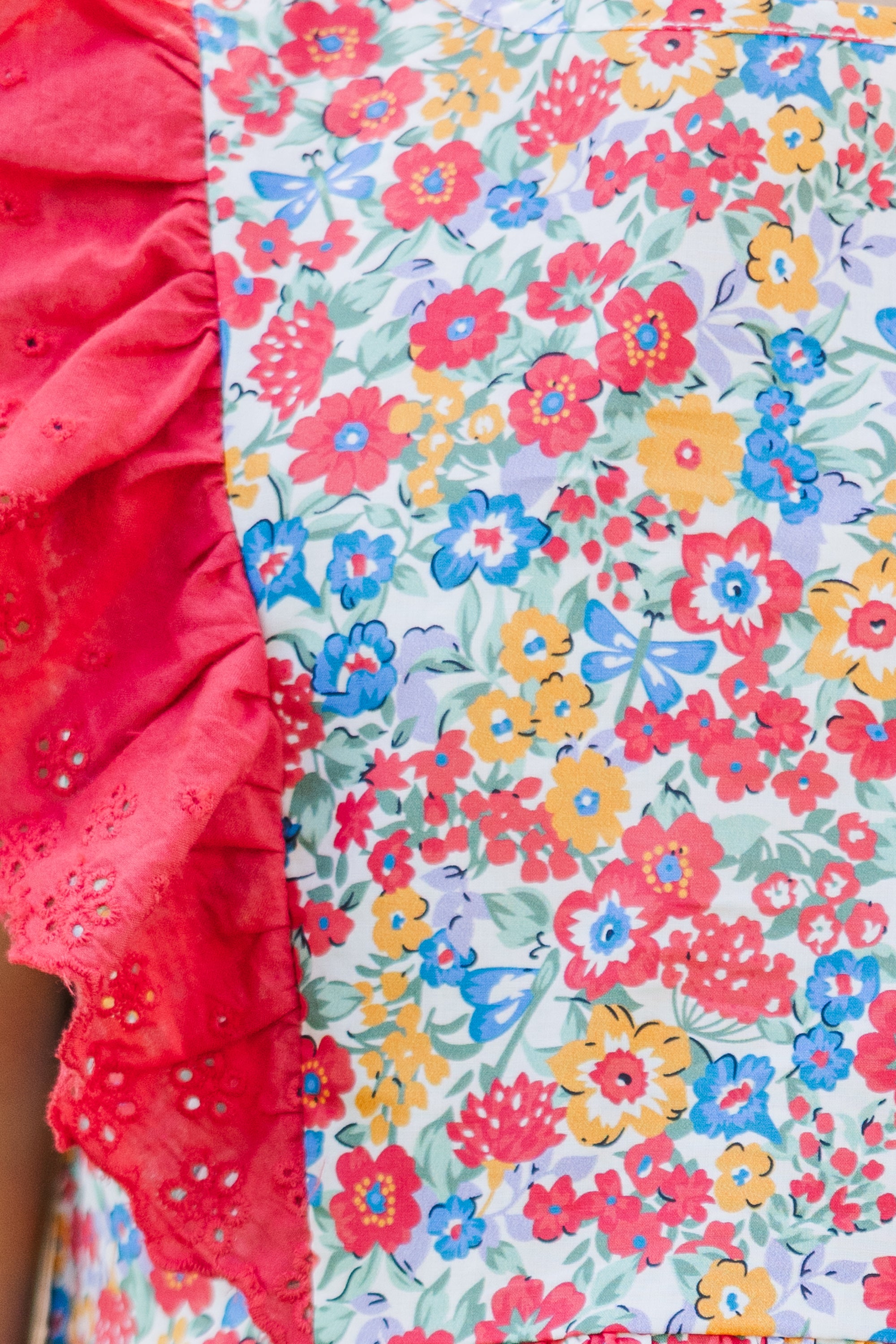 Girls' Enchanting Red Ditsy Floral Ruffled Dress - A Must-Have!
