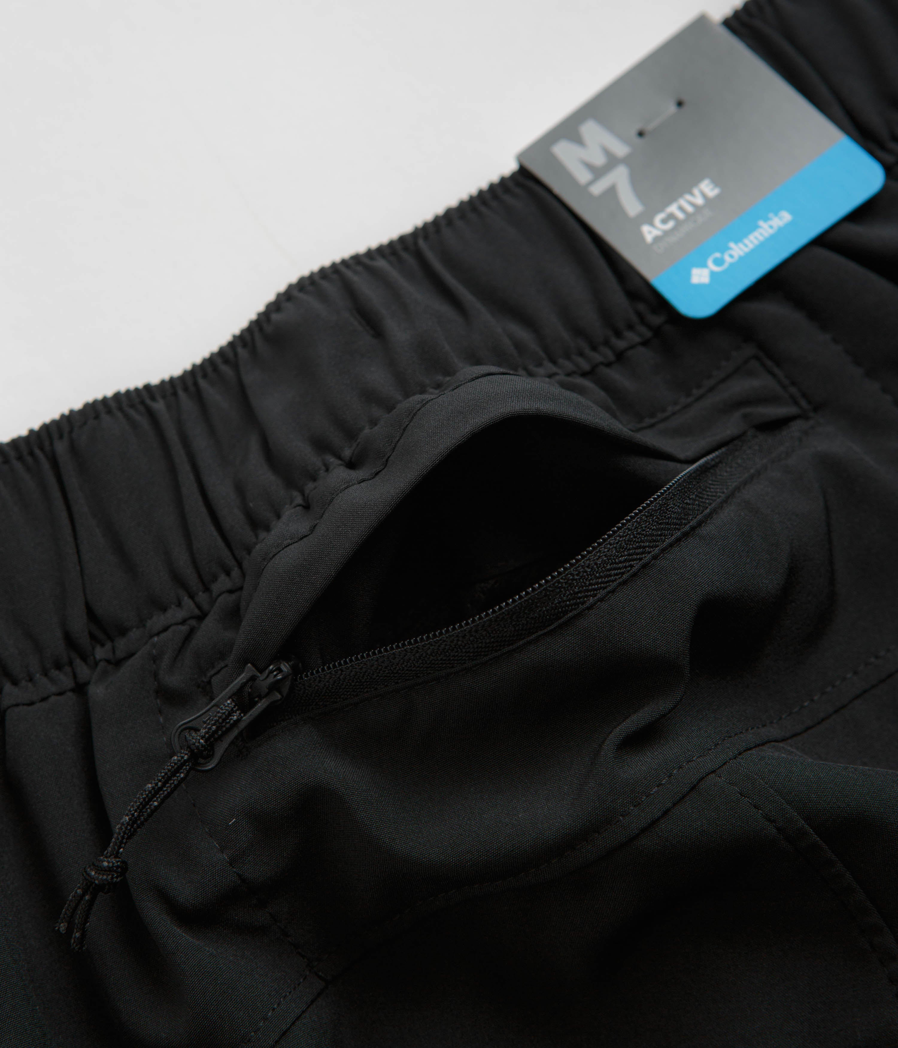 Columbia's Stunning Black Hike Color Block Shorts - Grab Yours Now!