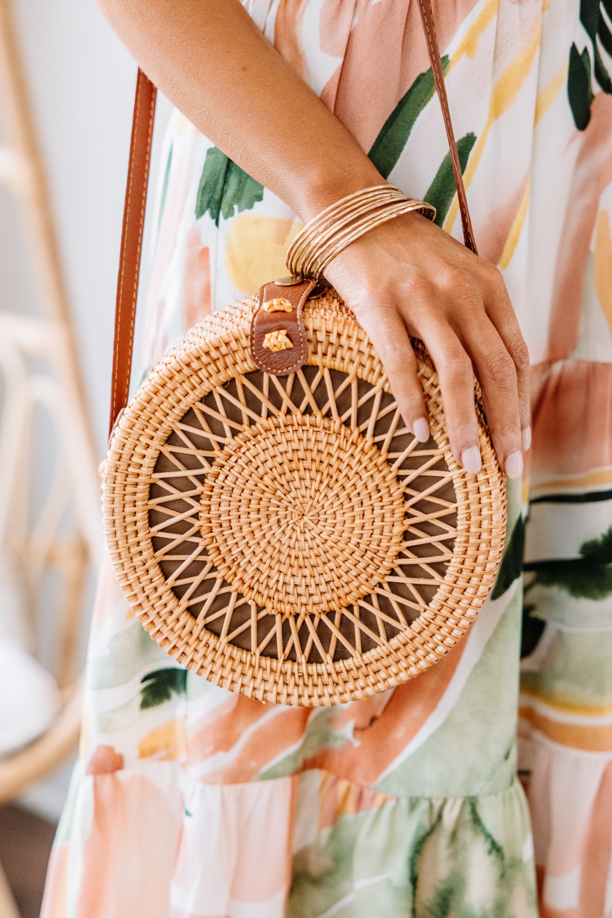 Gorgeous All In Favor Beige Brown Straw Purse