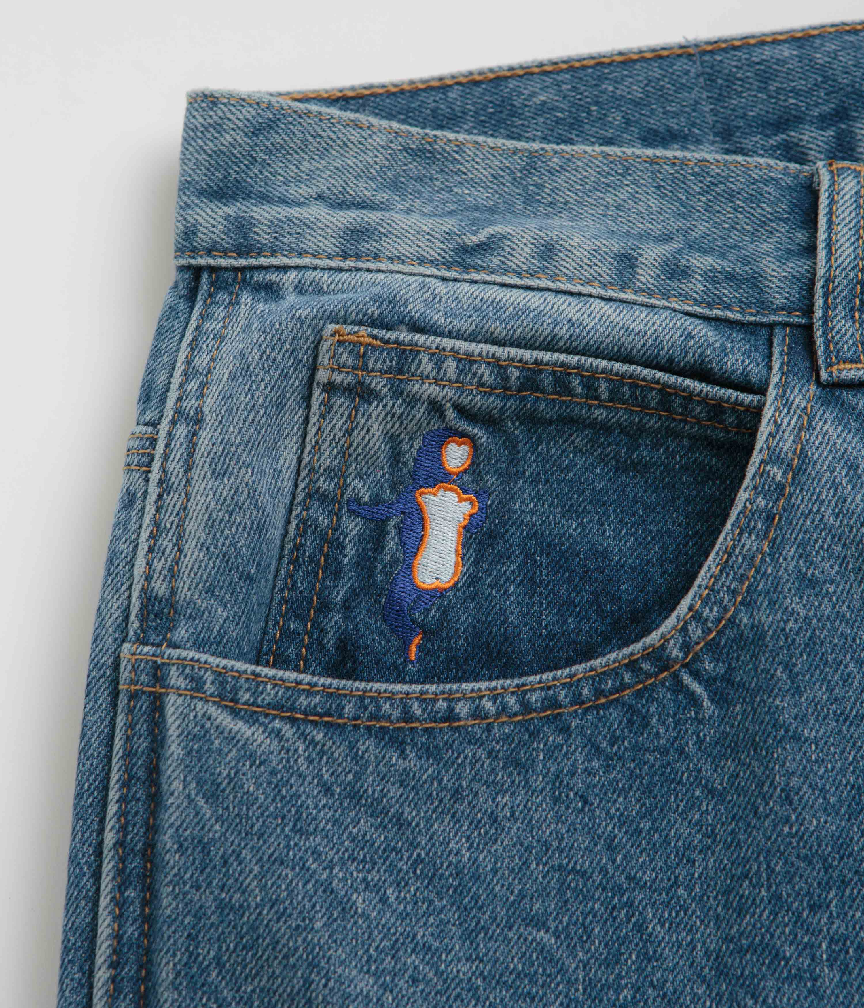 Baglady Acid Wash Warp Denim Shorts - A Trendy Unisex Must-Have