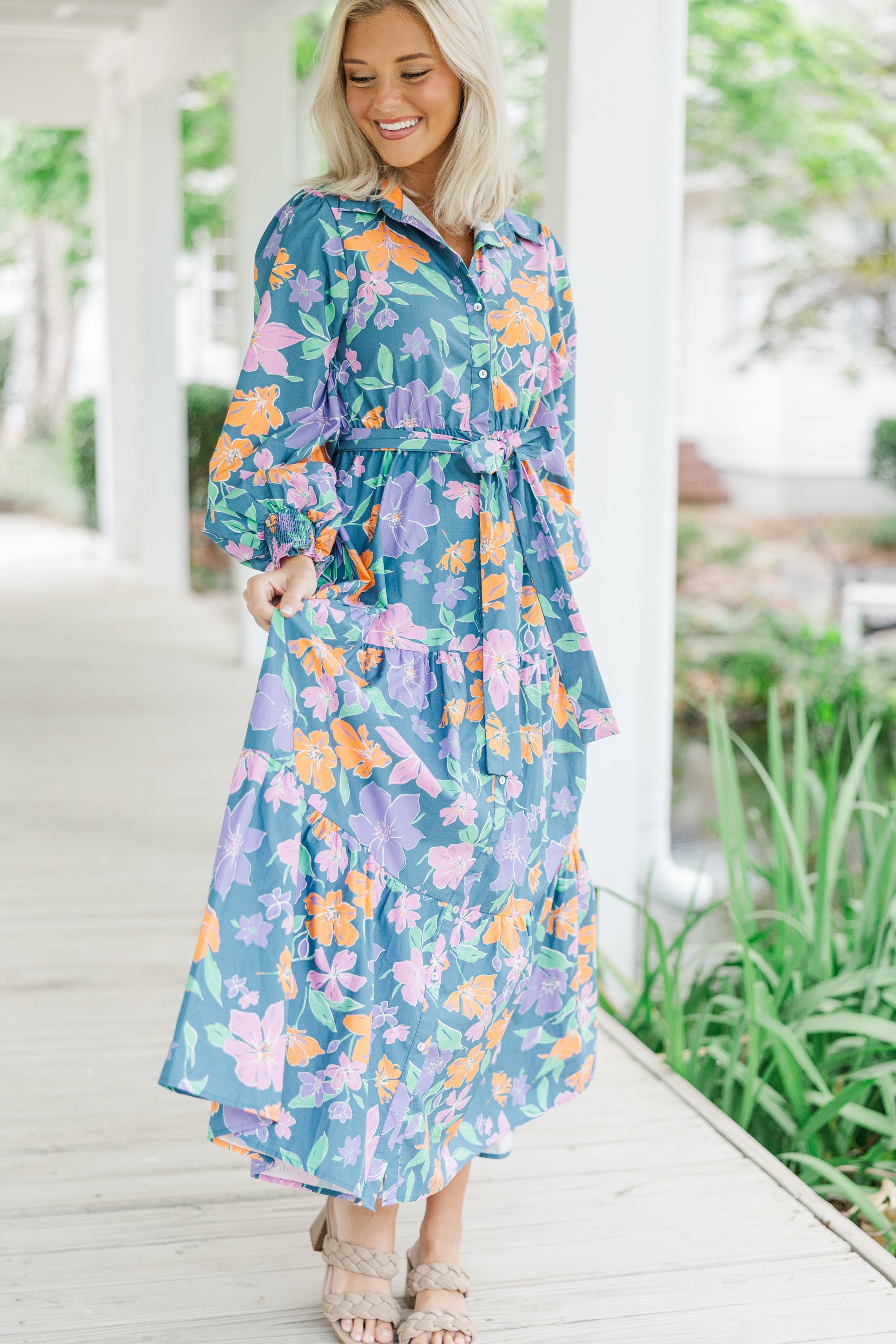 Enchanting Blue Floral Maxi Dress - Back in Style!
