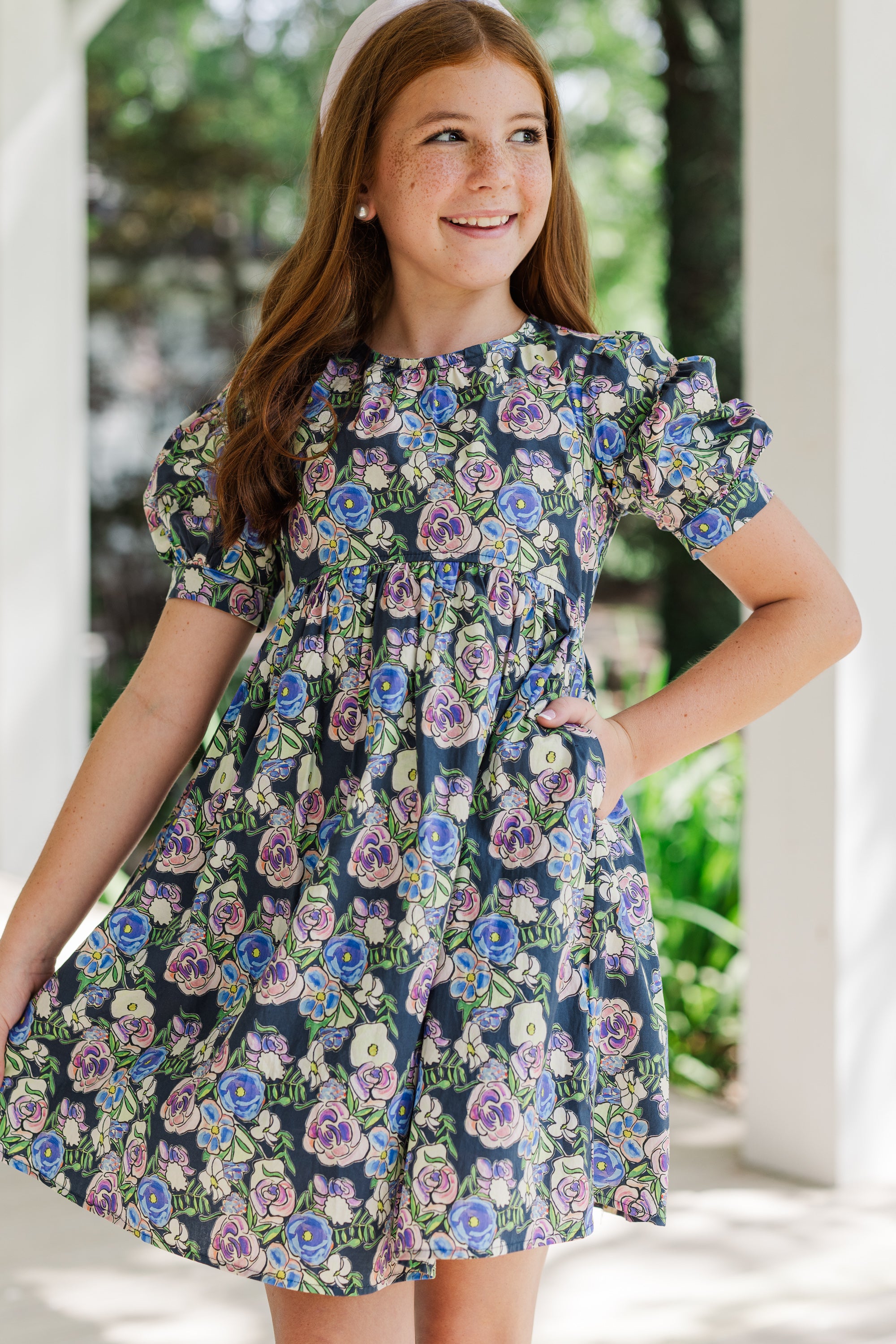Girls' Adorable Navy Floral Fall Dress - Get Yours Now!