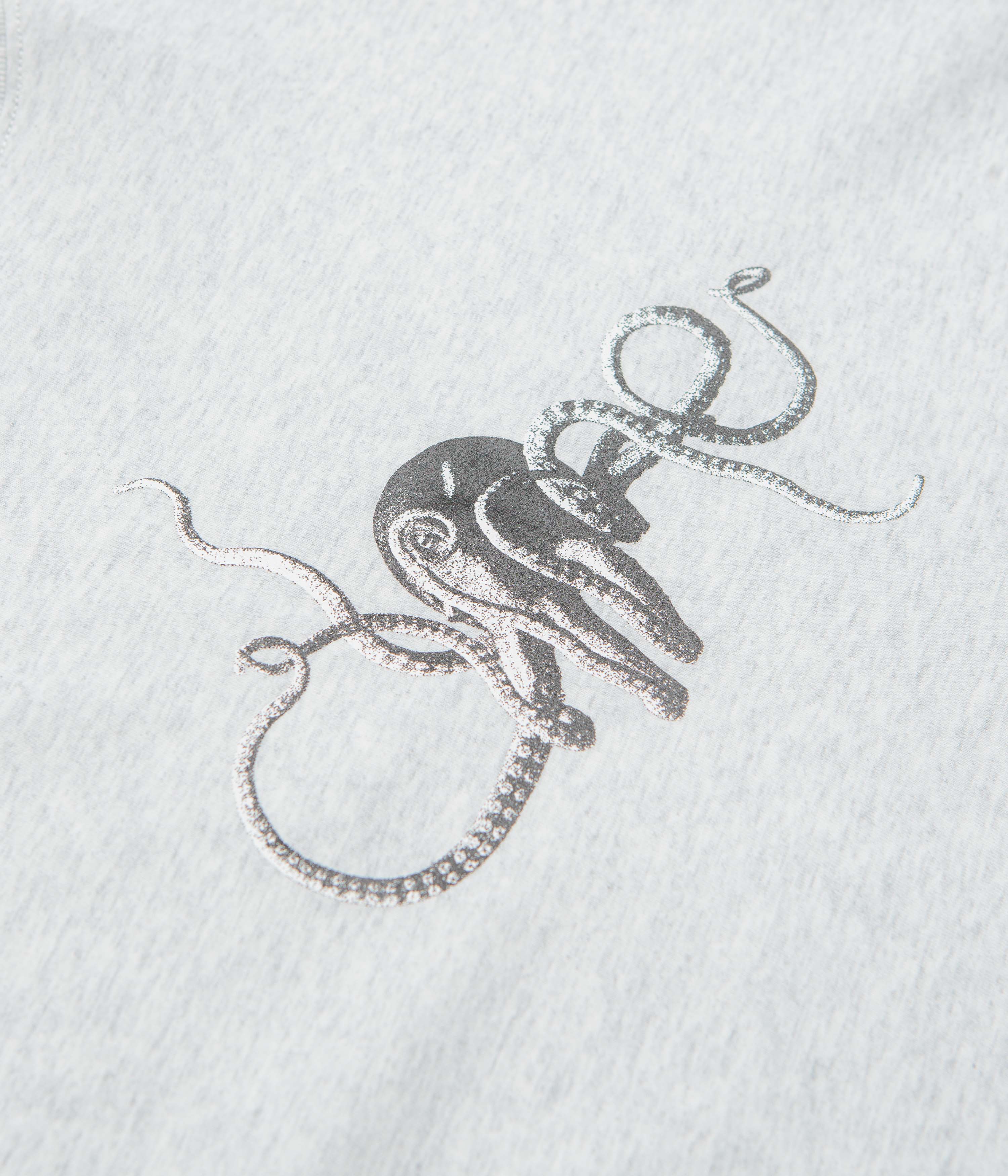 Stunning Dime Octopus Ash T-Shirt - Grab Yours Now!