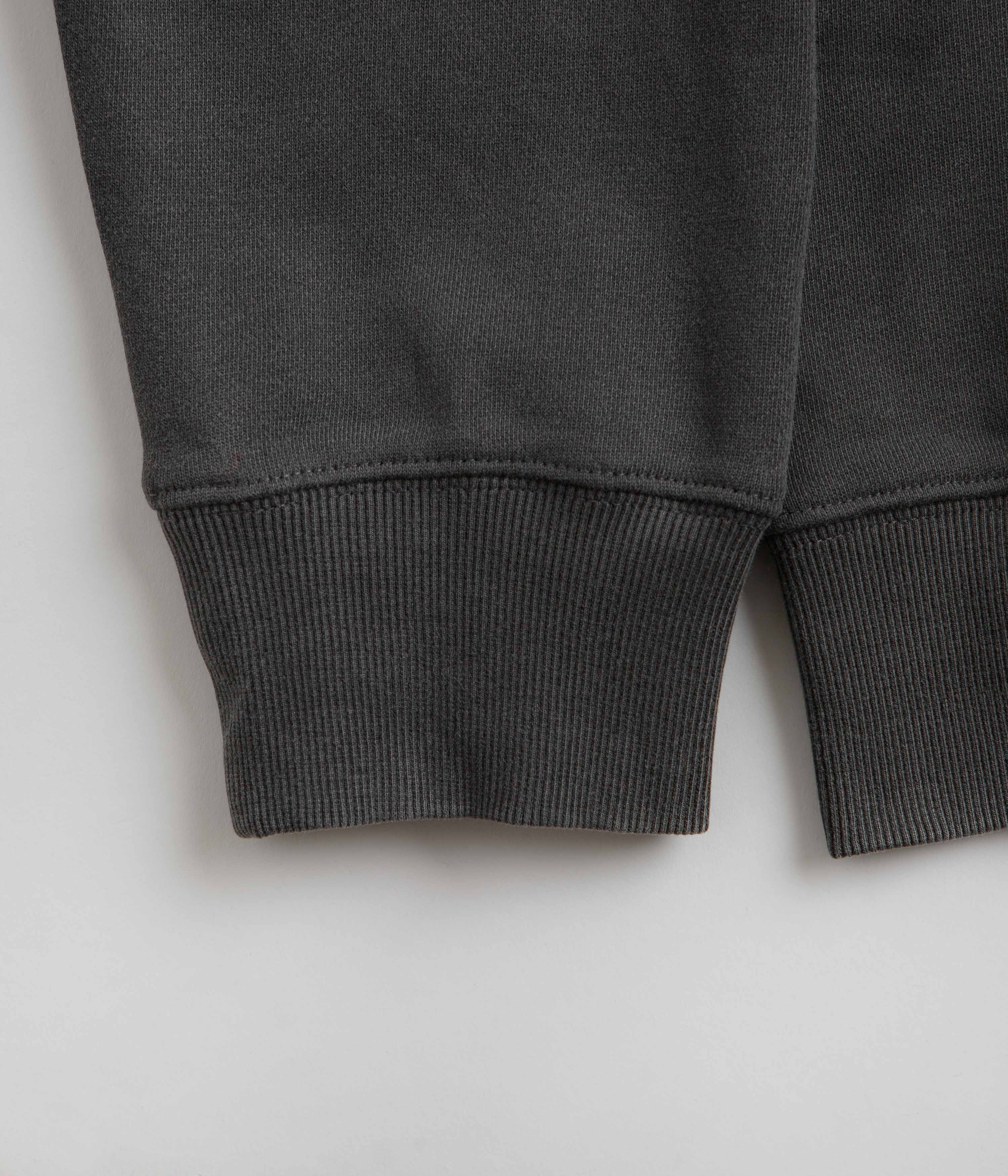 Carhartt Duster Hoodie - Black: A Timeless Workwear Essential